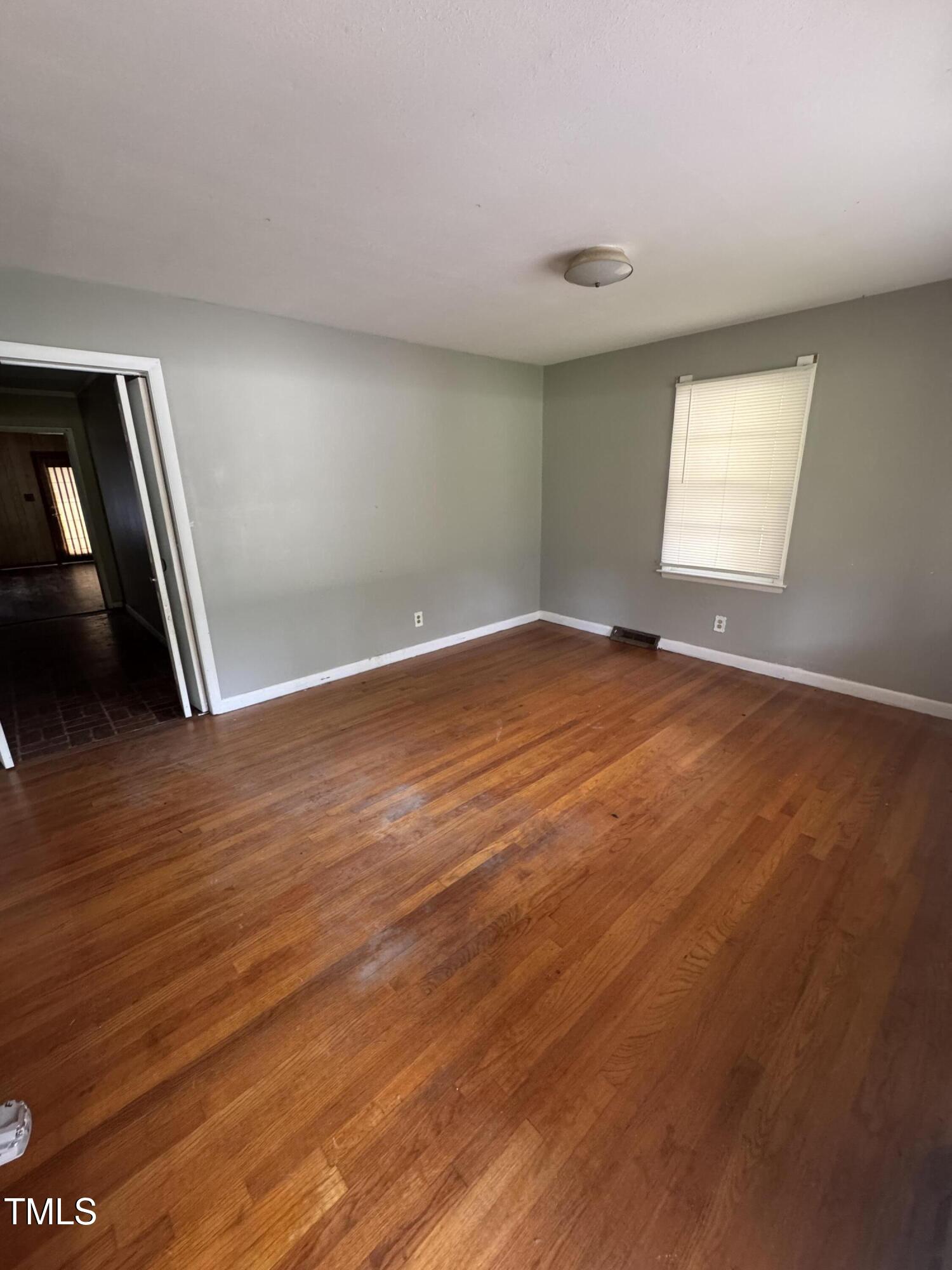 9729 Clayton Boulevard Property Photo 7
