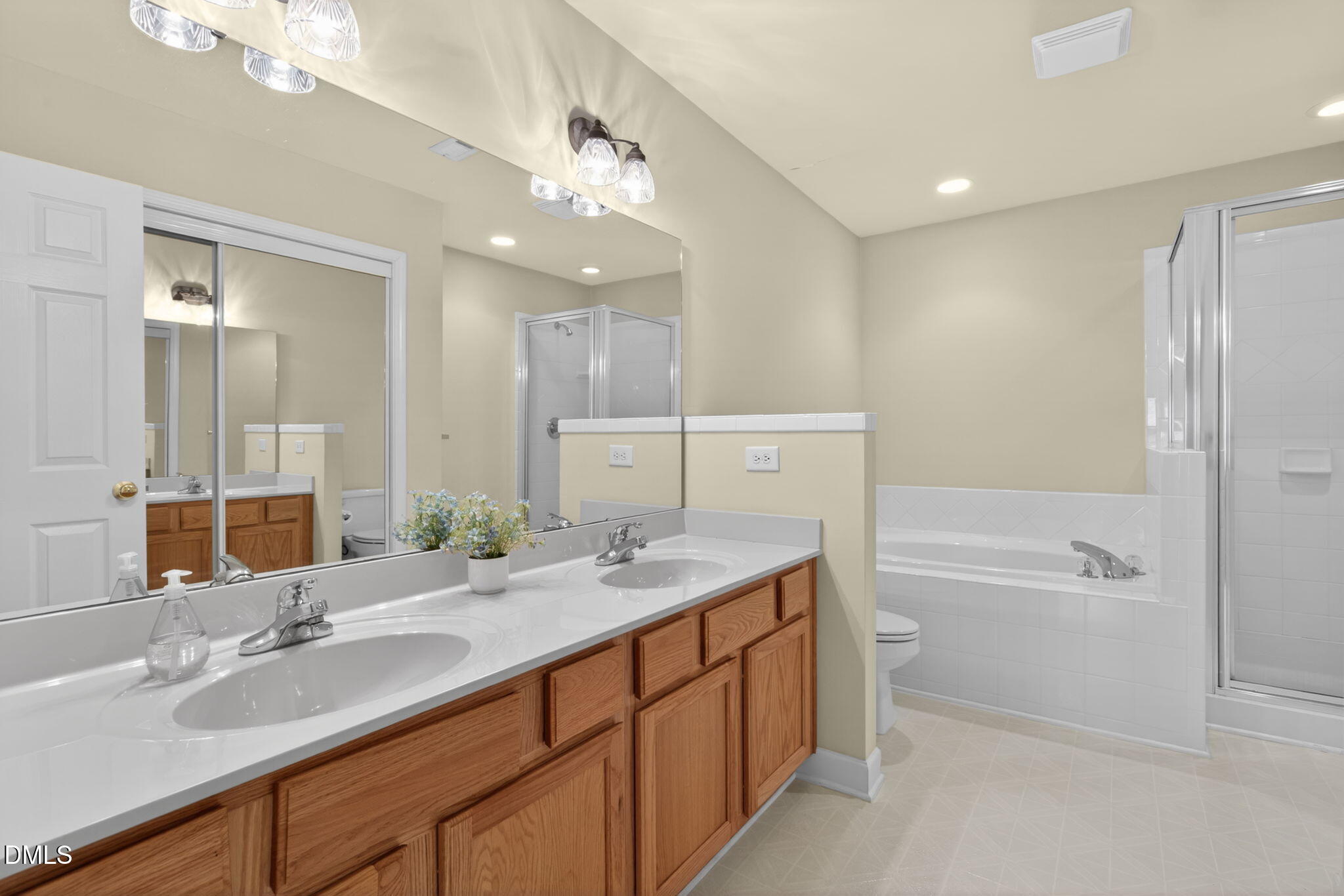 4609 Asterwood Drive Property Photo 22