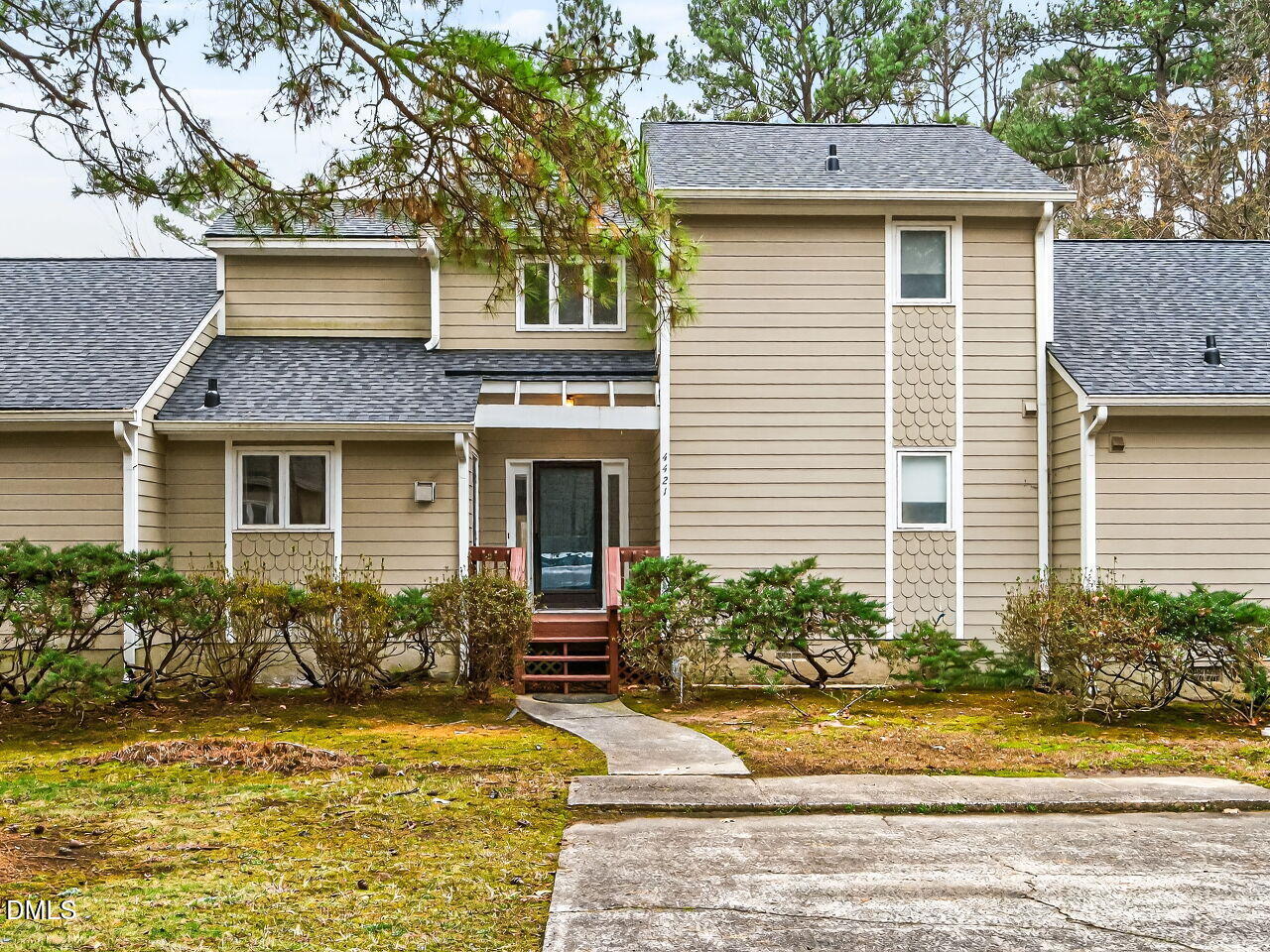 4421 Beechnut Lane Property Photo 2