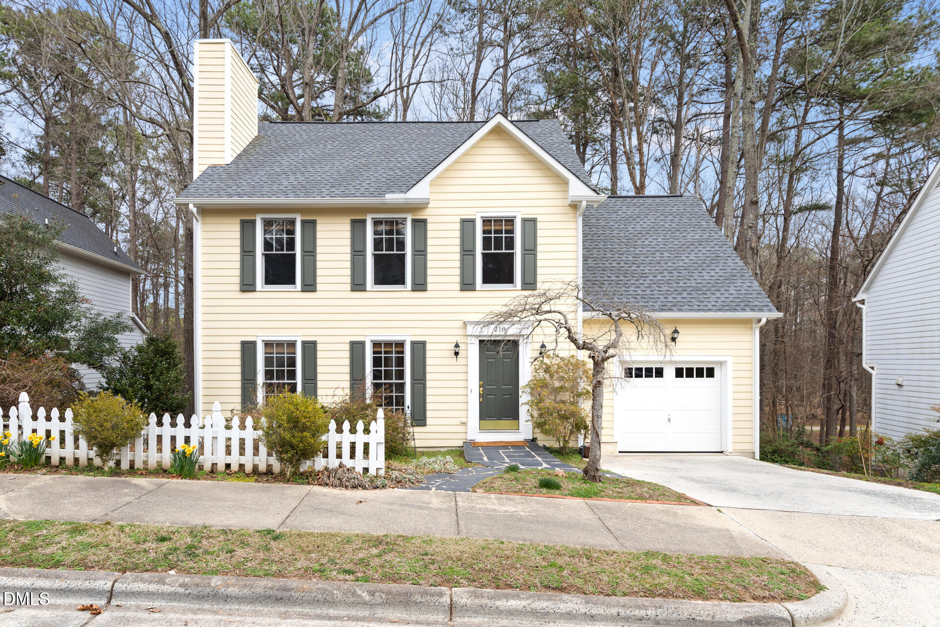 218 Oxford Hills Drive Property Photo 1