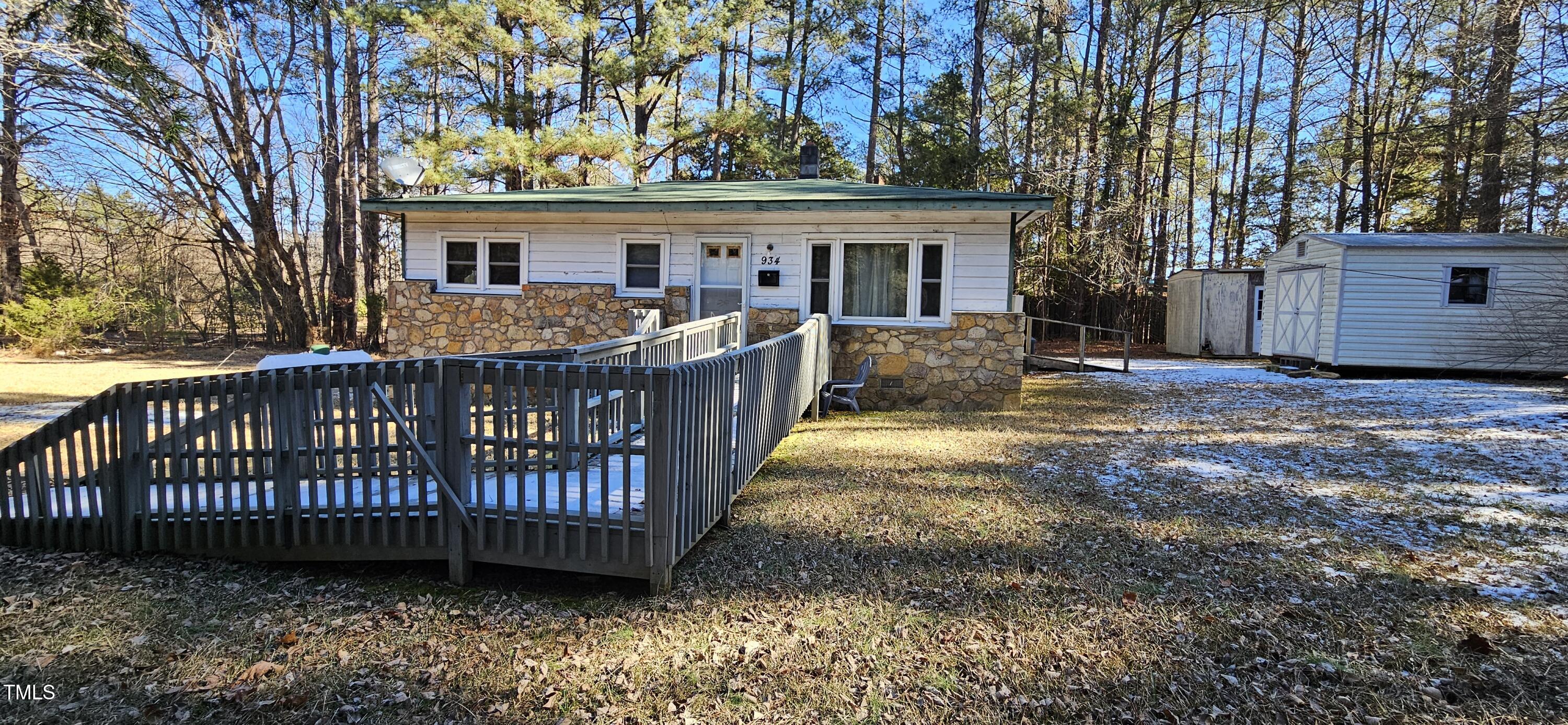 934 Shadylawn Road Property Photo 1