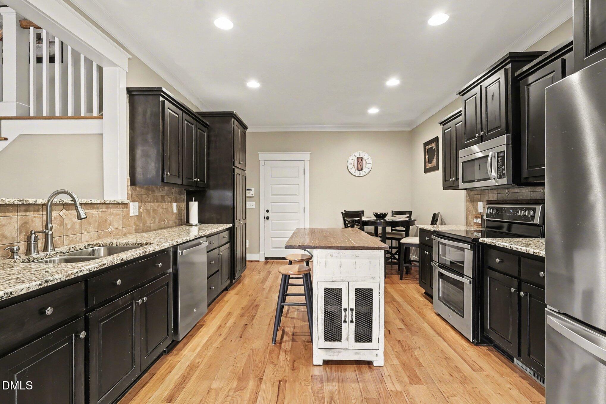 176 Braddock Drive Property Photo 8