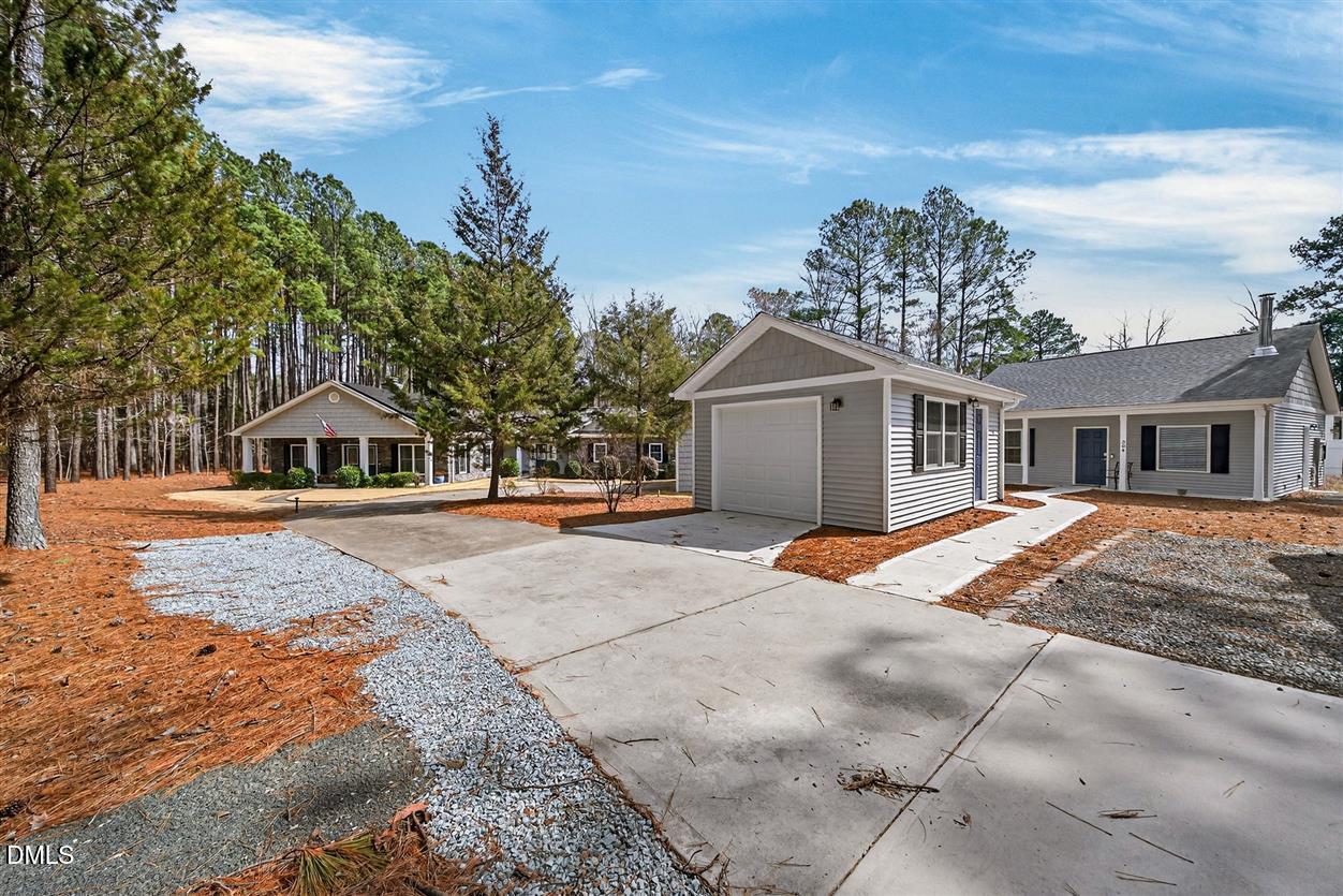 304 Stallings Road Property Photo 1