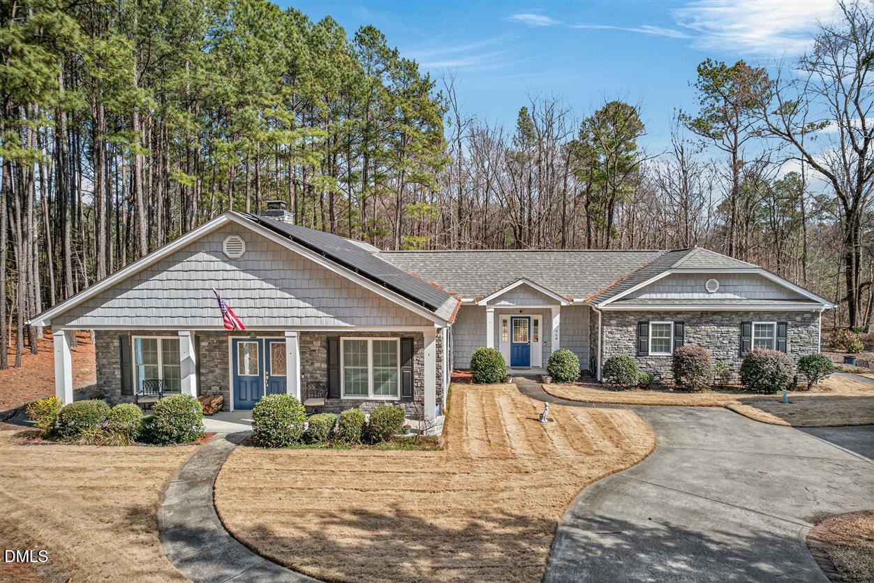 304 Stallings Road Property Photo 3