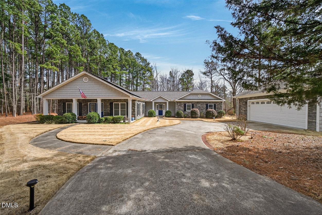 304 Stallings Road Property Photo 6