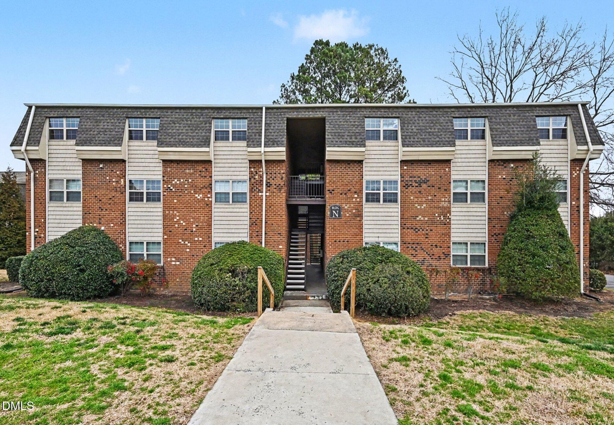 501 Jones Ferry Road Unit N9 Property Photo 1
