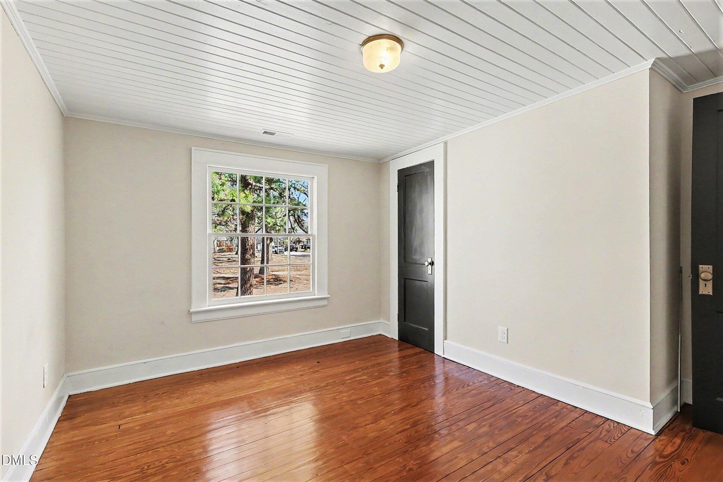 321 E Branch Street Property Photo 18