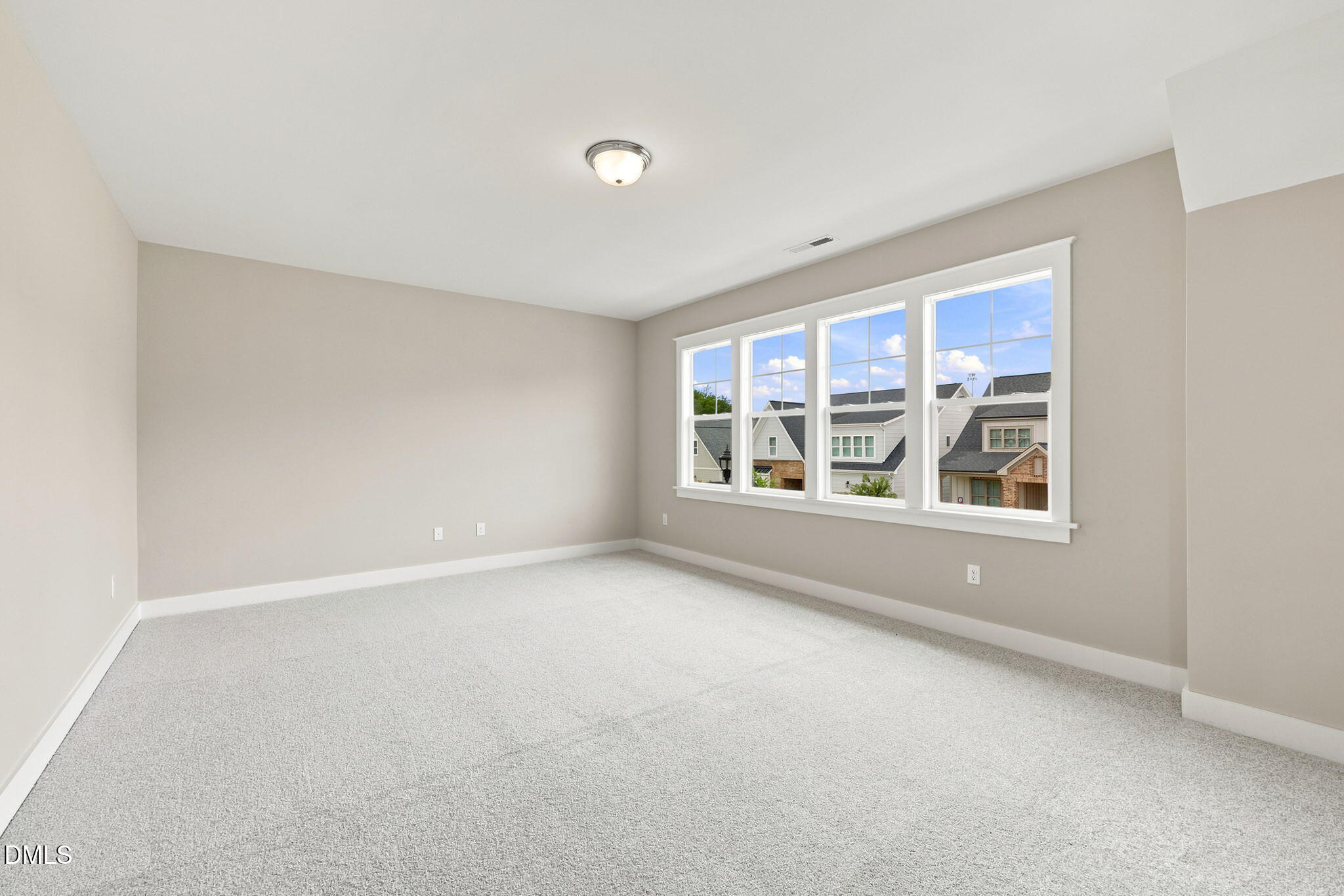 216 Wash Hollow Drive Property Photo 34