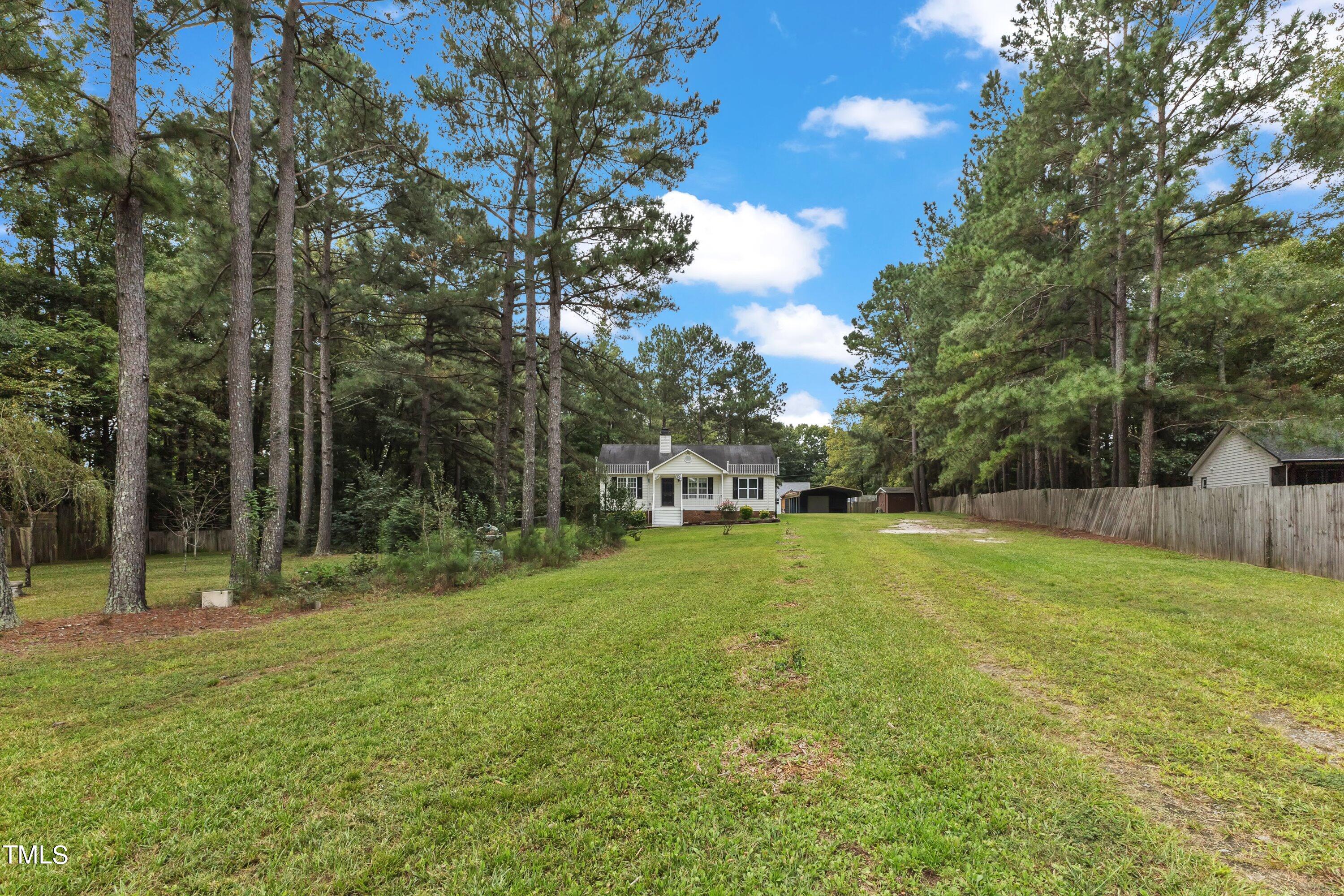 308 Deep Creek Drive Property Photo 2