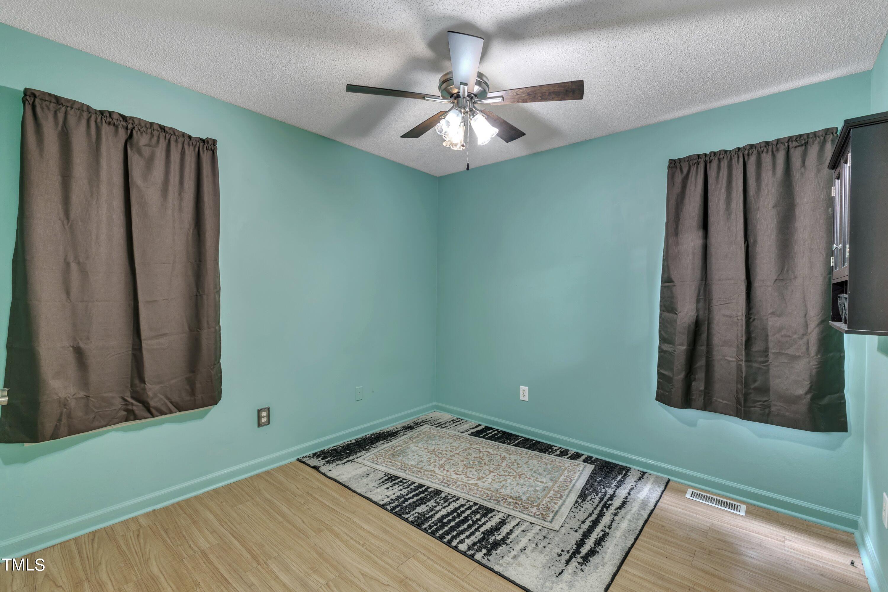 308 Deep Creek Drive Property Photo 23