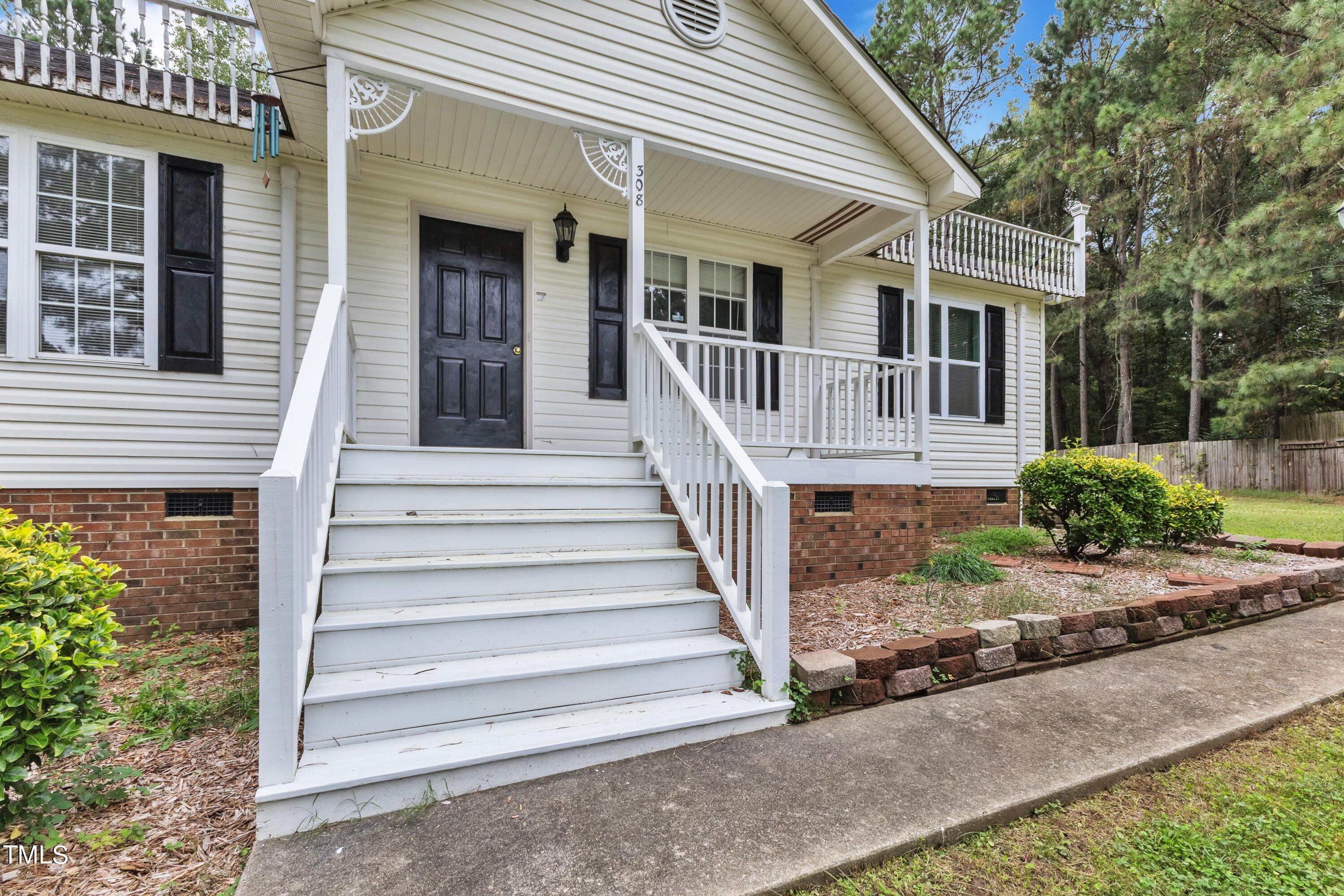 308 Deep Creek Drive Property Photo 32
