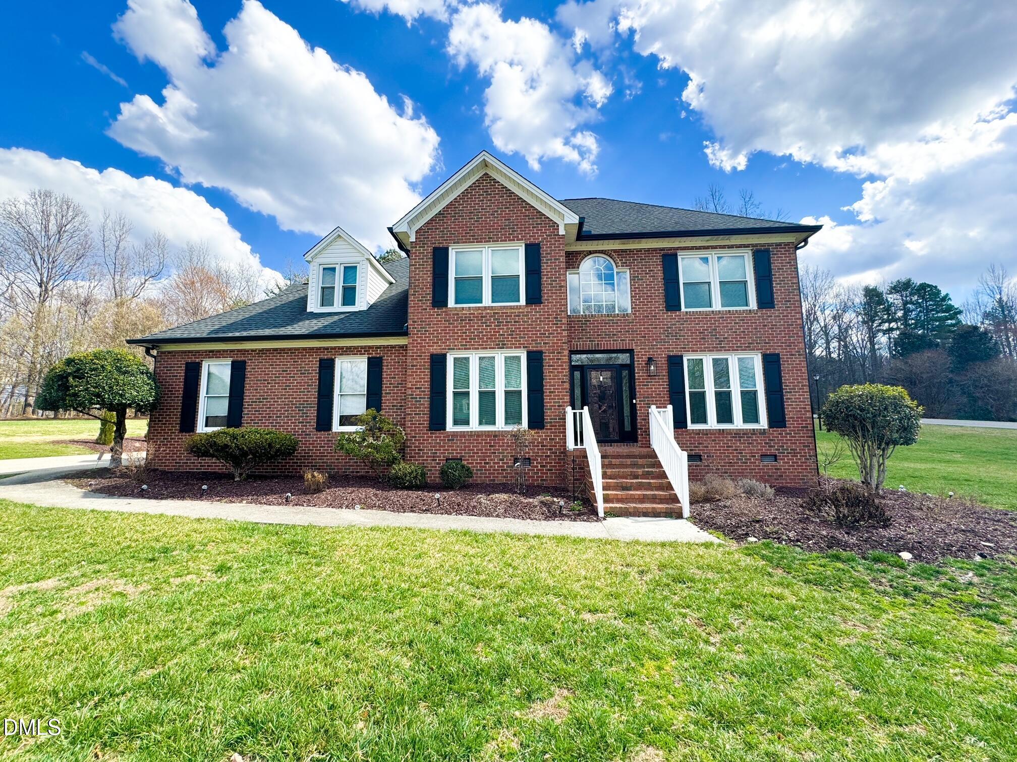 120 Denada Path Property Photo 1