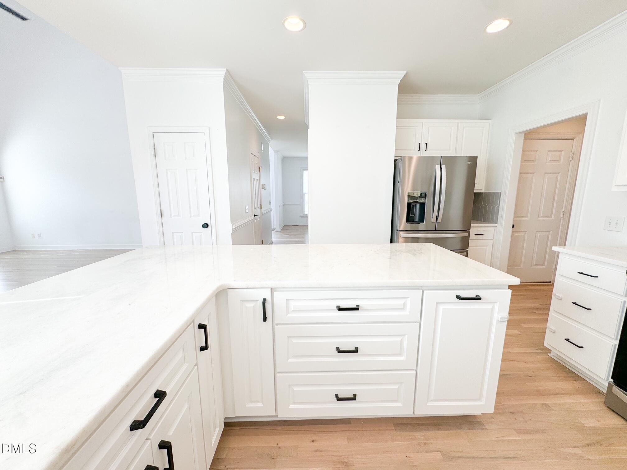 120 Denada Path Property Photo 14