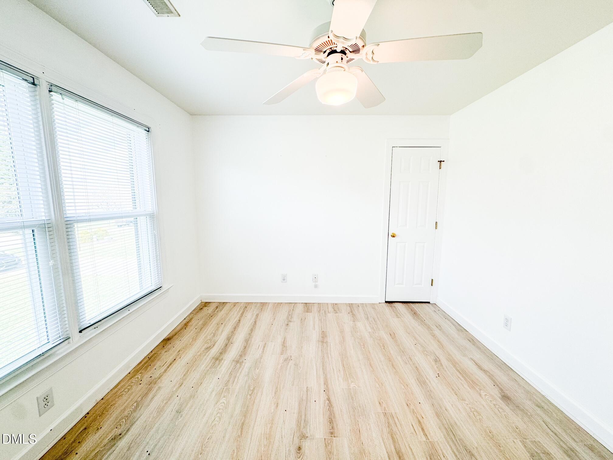 120 Denada Path Property Photo 32