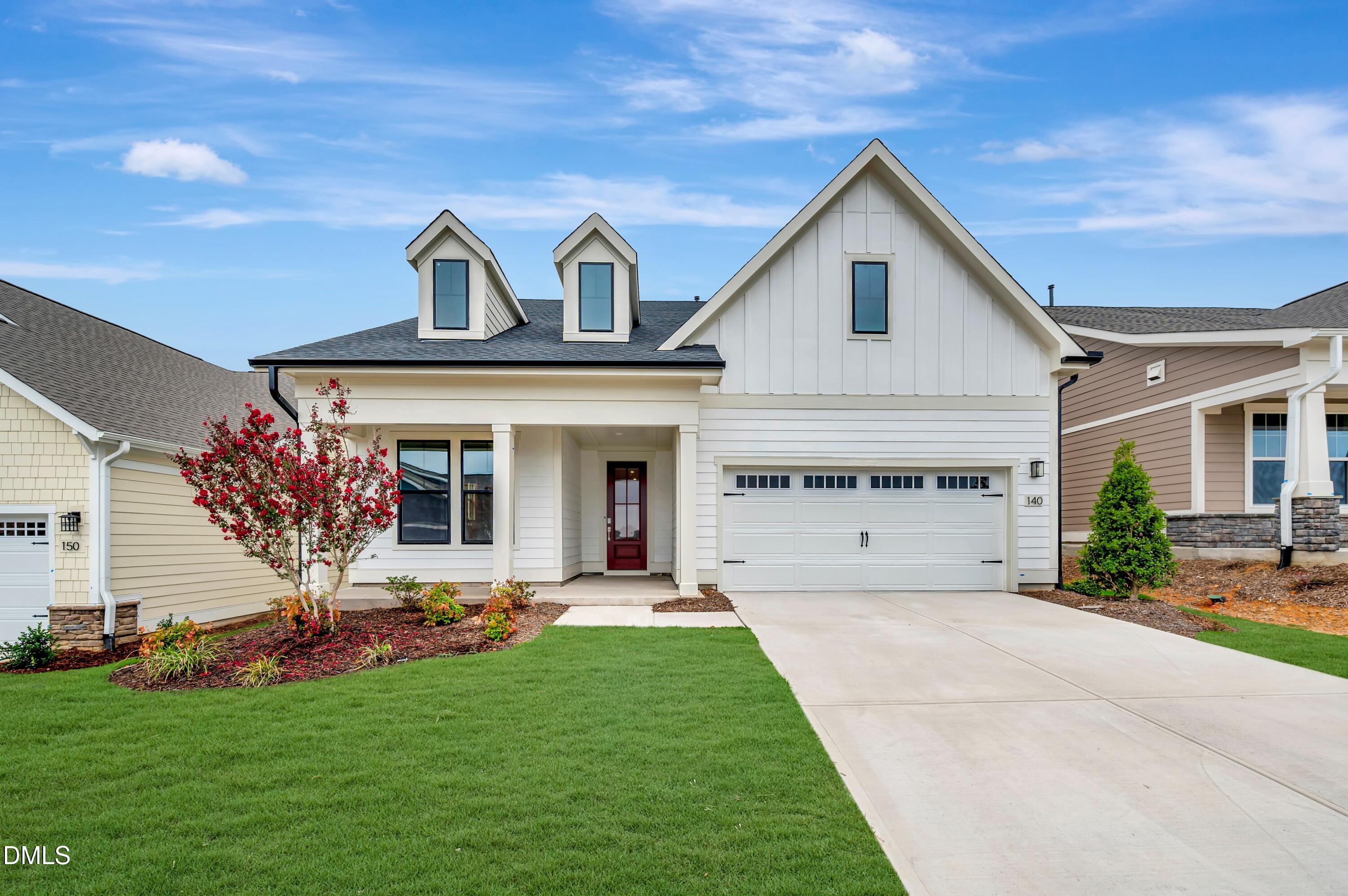 140 Sunny Gln Court Property Photo 1