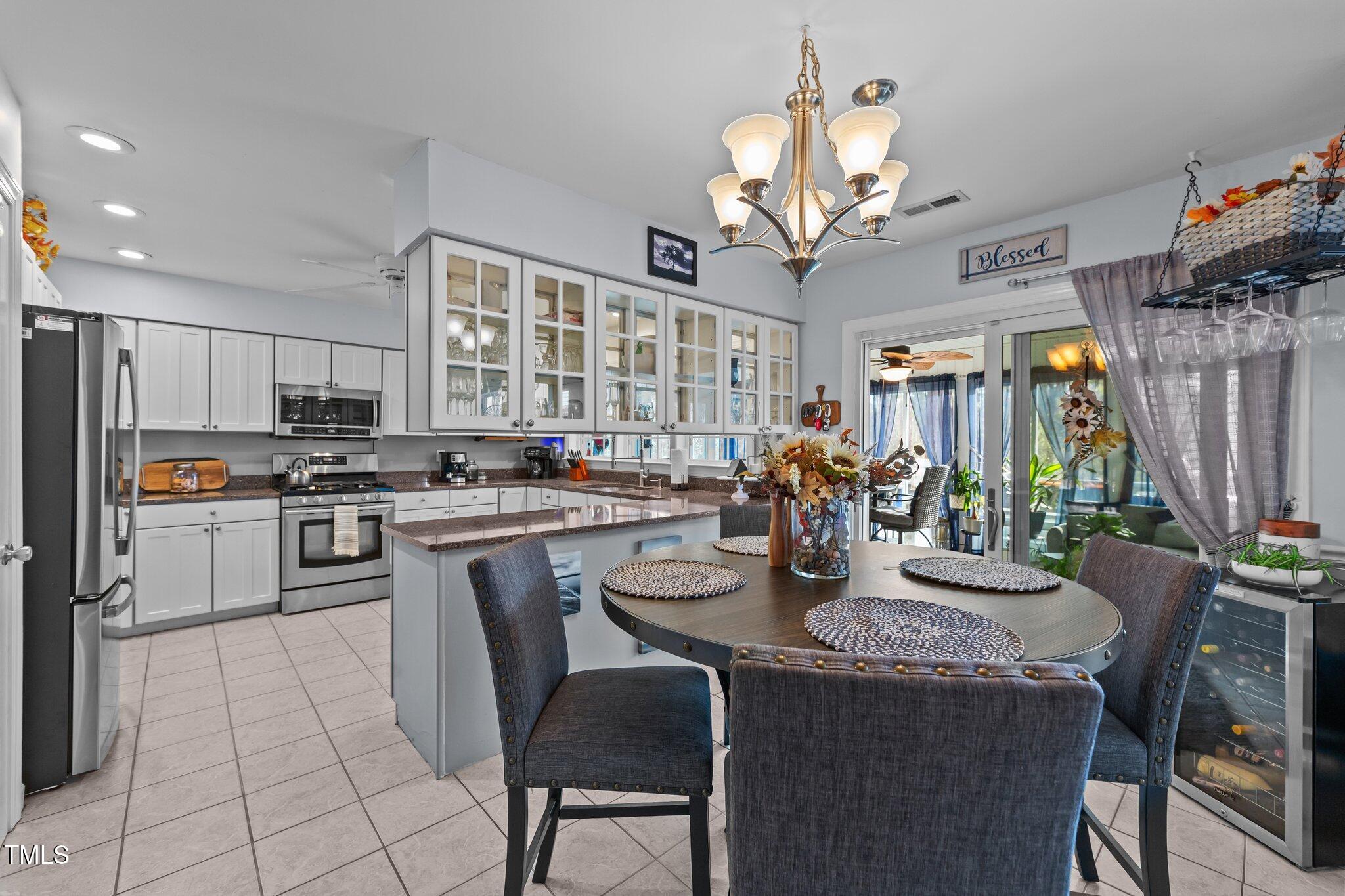 106 Windlass Way Property Photo 8