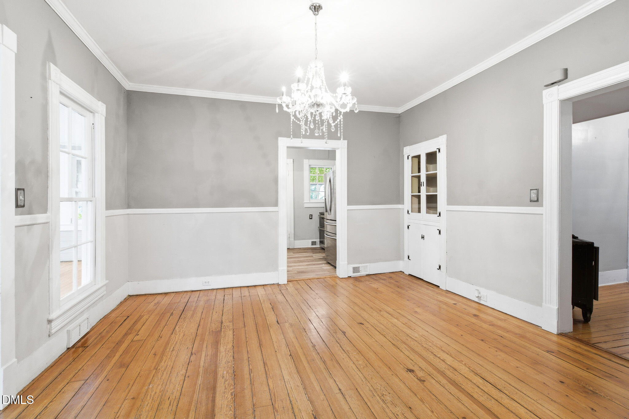 916 W Davis Street Property Photo 21