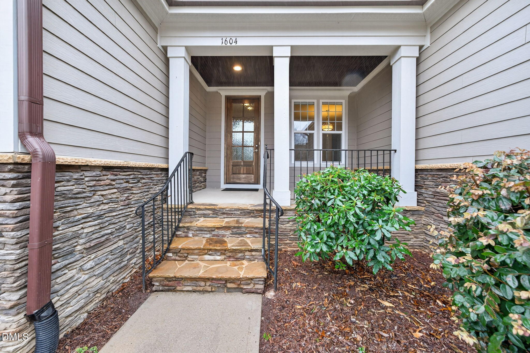 1604 Doubles Court Property Photo 6
