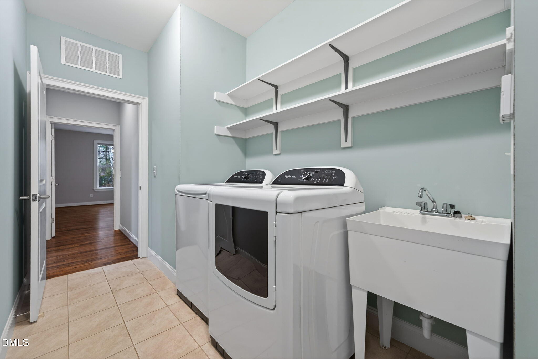 1604 Doubles Court Property Photo 55