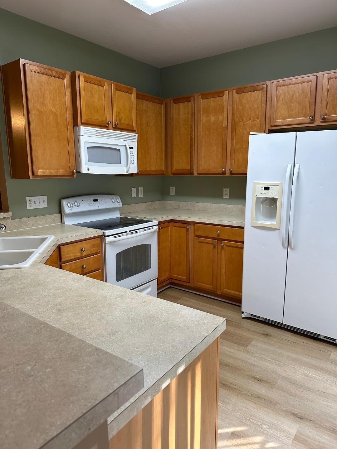529 Perrault Drive Property Photo 13