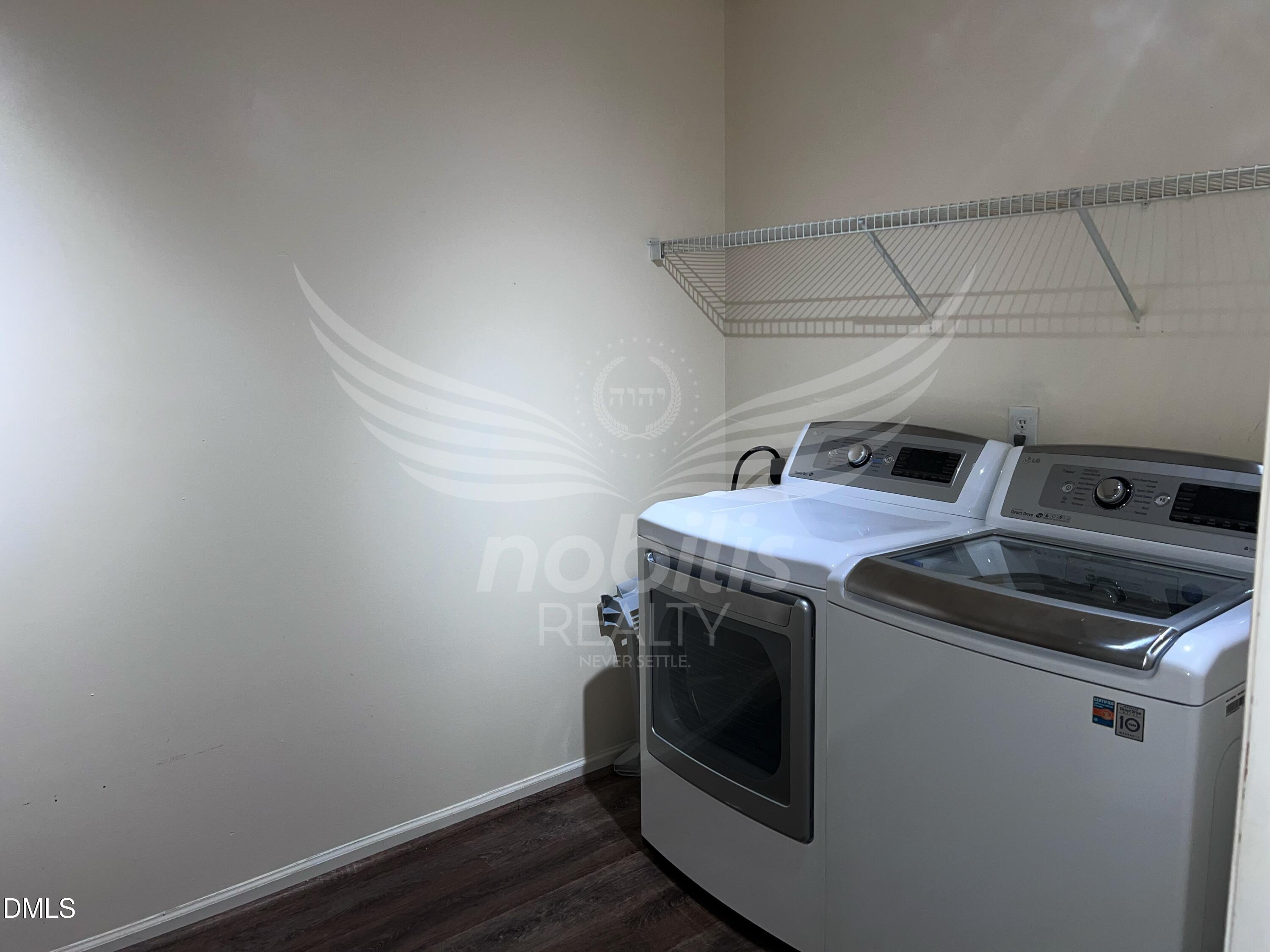 803 Yorkshire Drive Property Photo 10