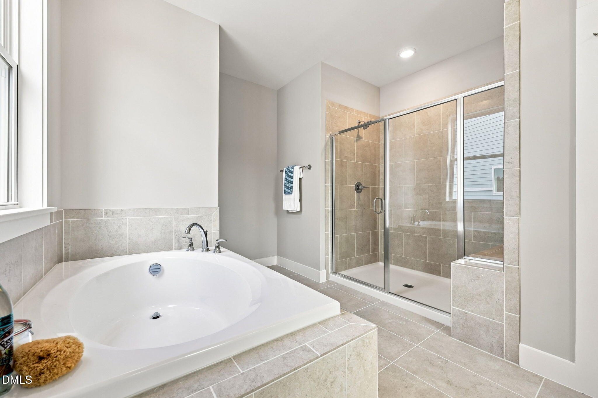 1816 Lumineer Lane Property Photo 27