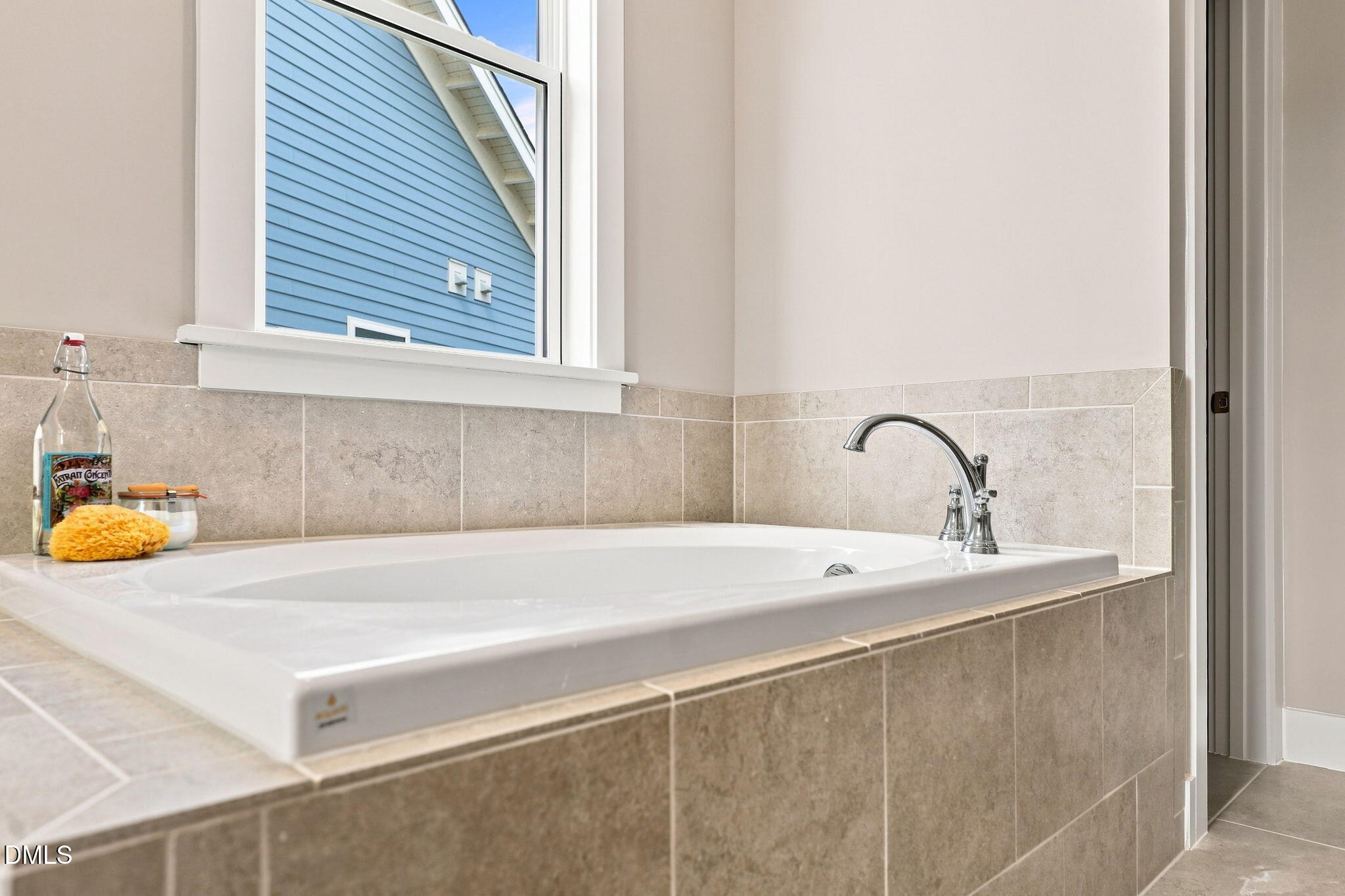 1816 Lumineer Lane Property Photo 31