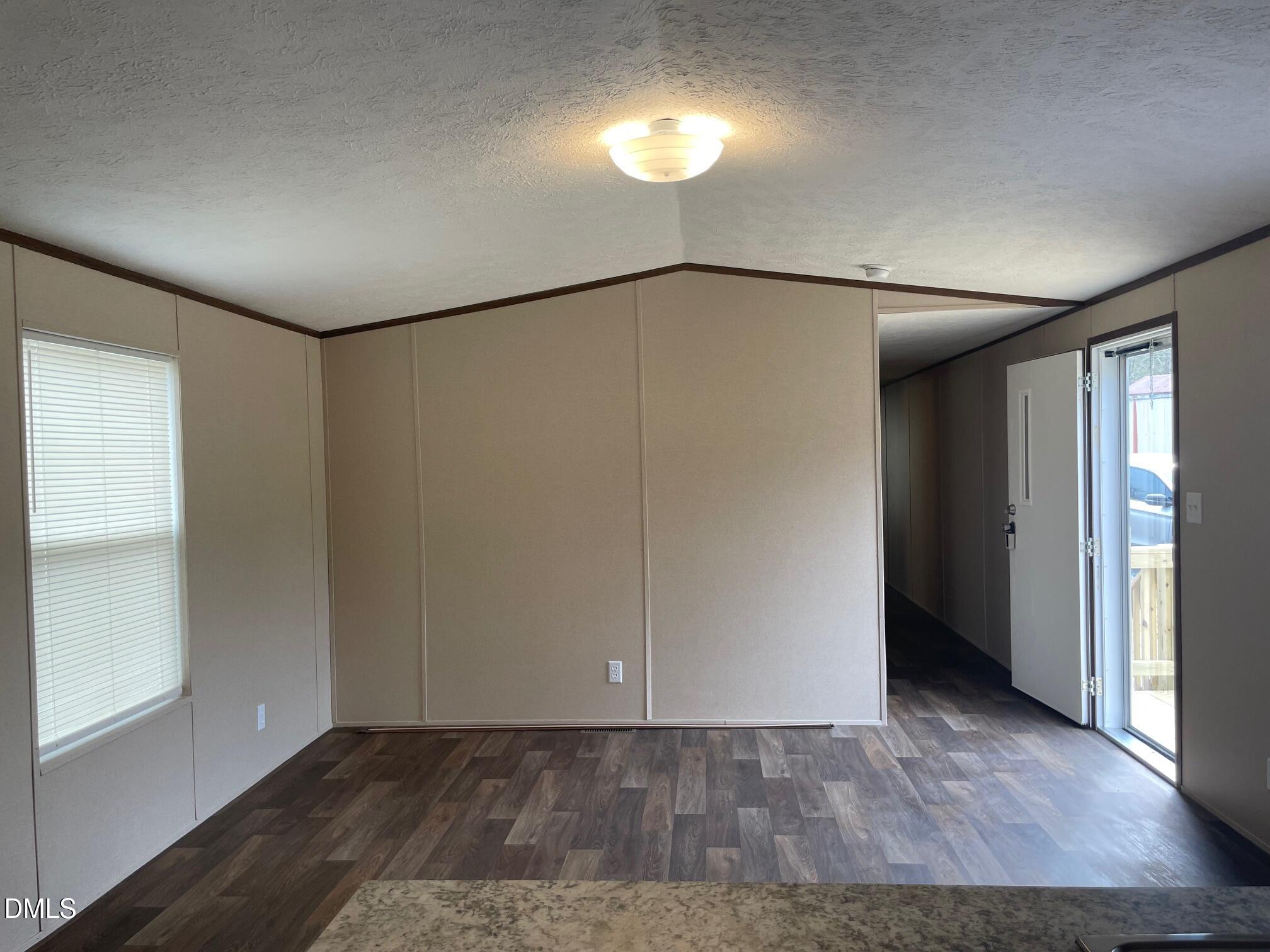 104 Tysons Cove Unit Lt16 Property Photo 3