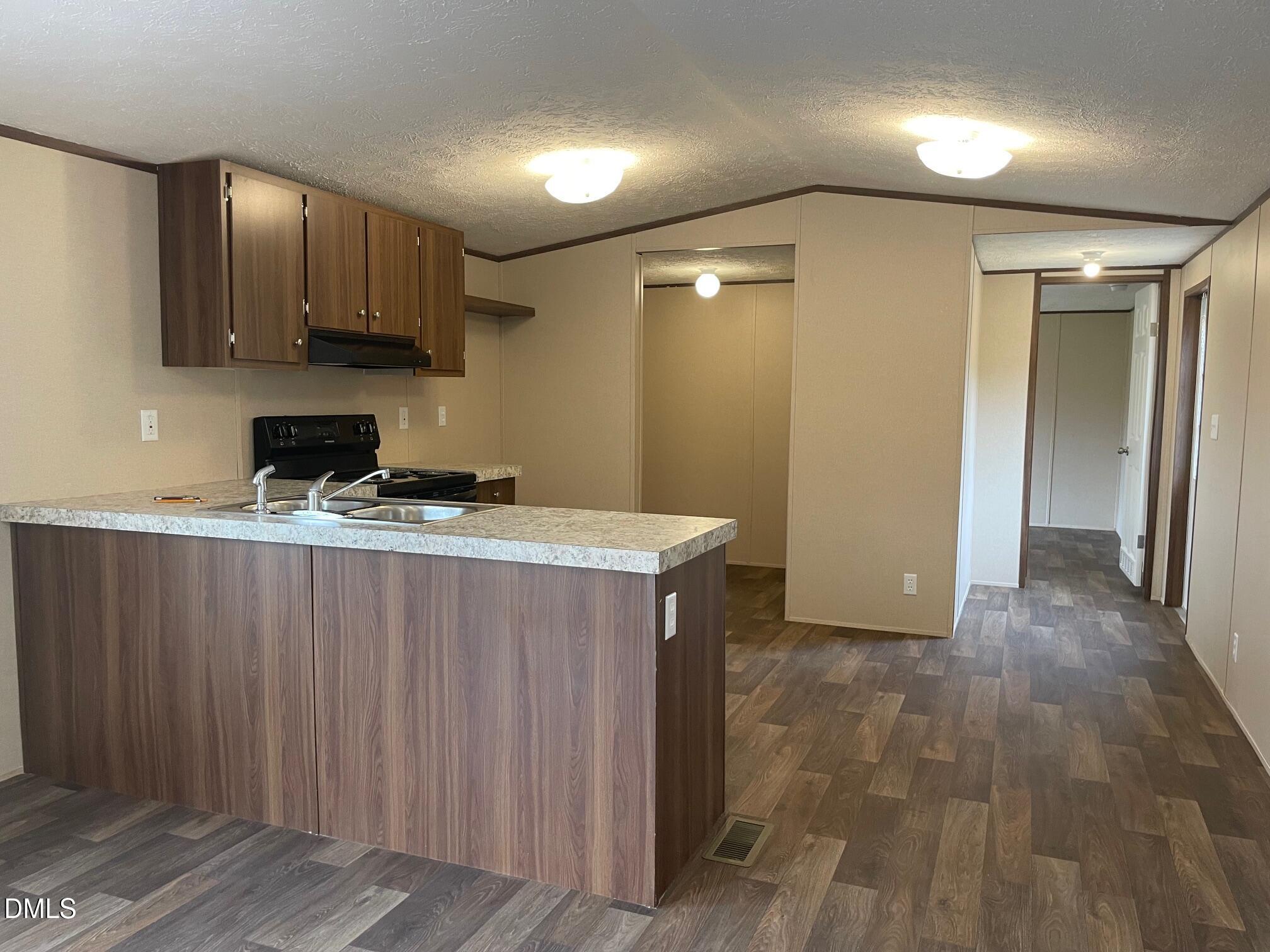 104 Tysons Cove Unit Lt16 Property Photo 7