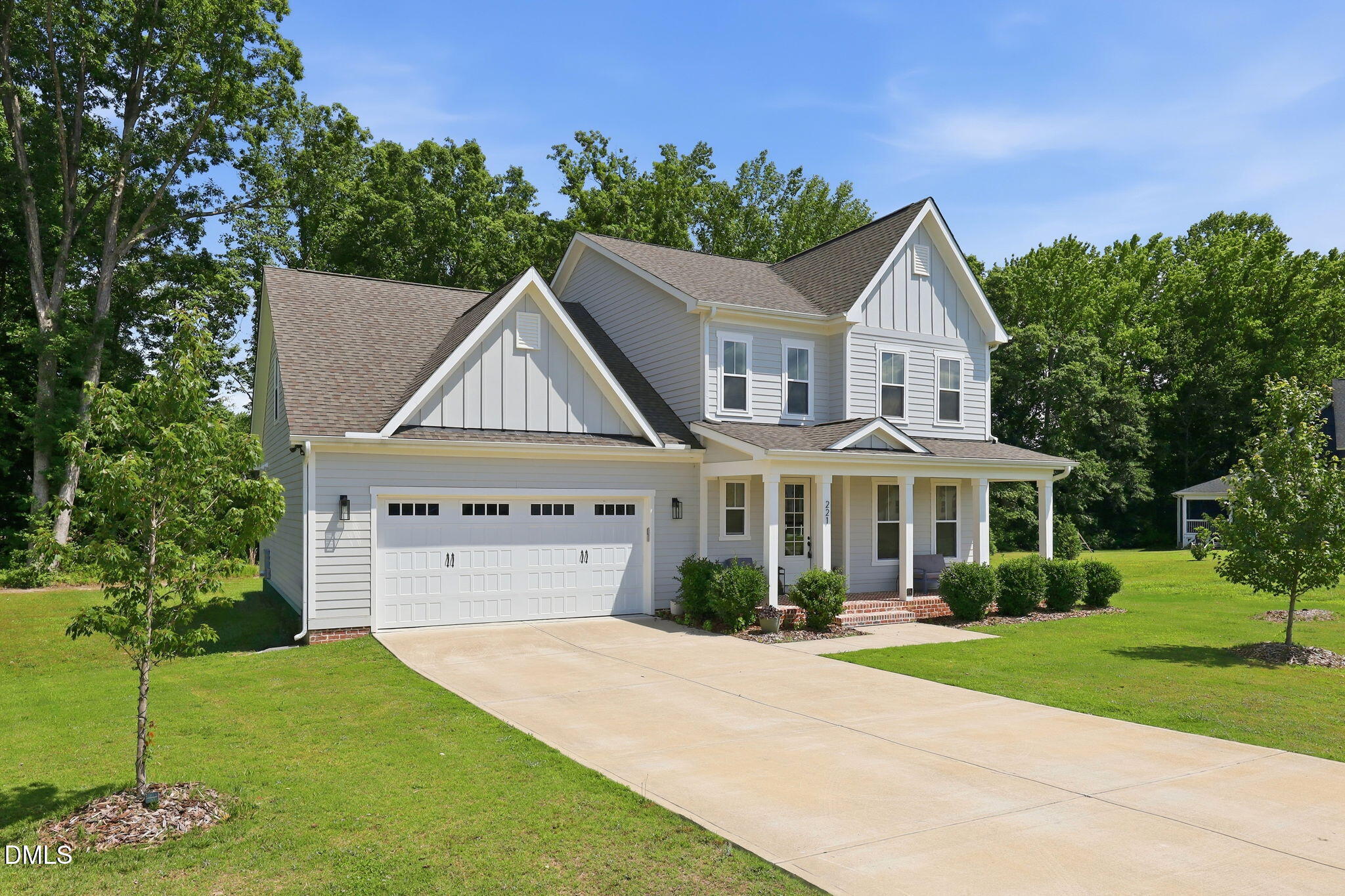 221 Old Hickory Drive Property Photo 2