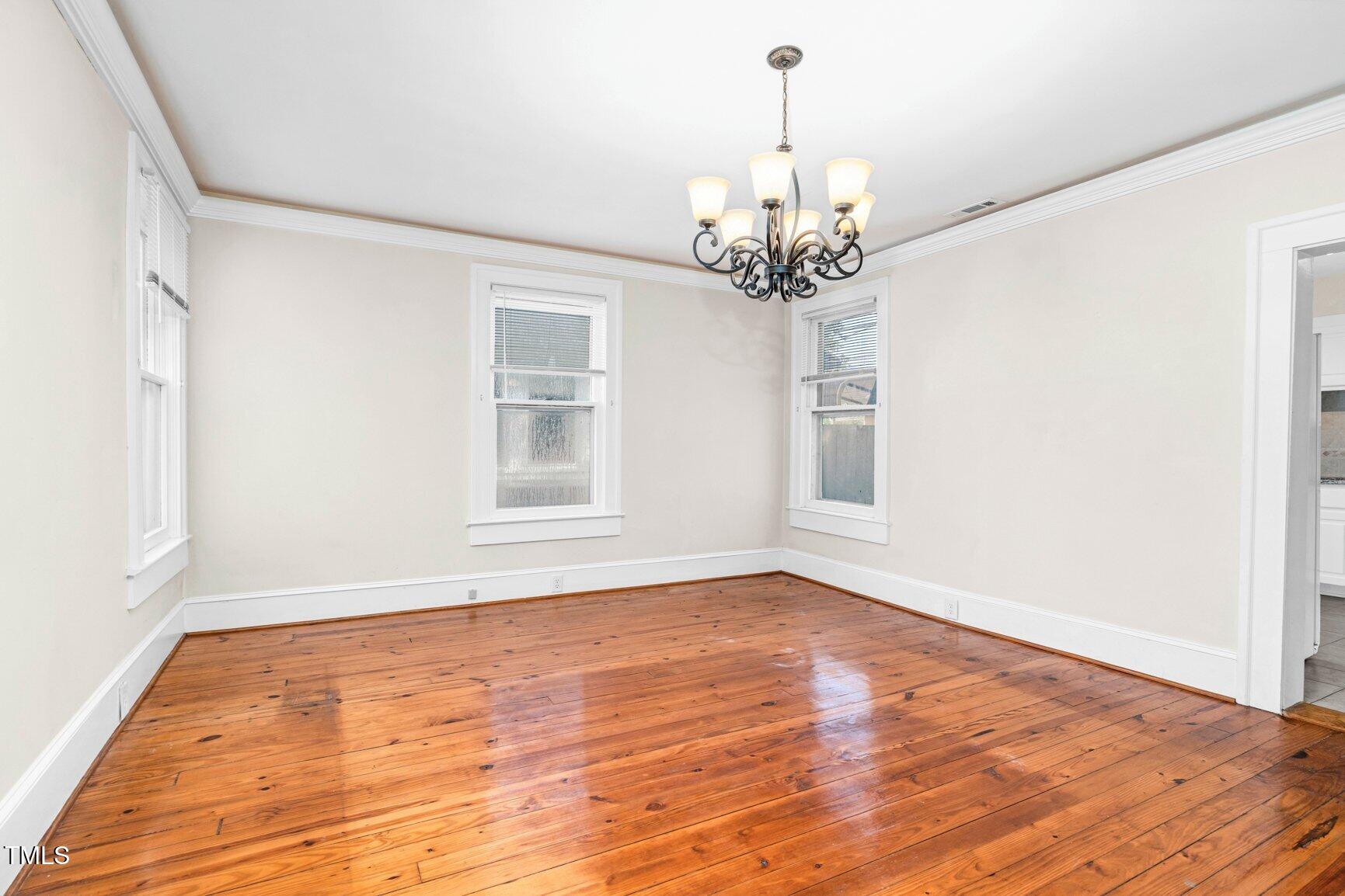 605 Saint David Street Property Photo 11
