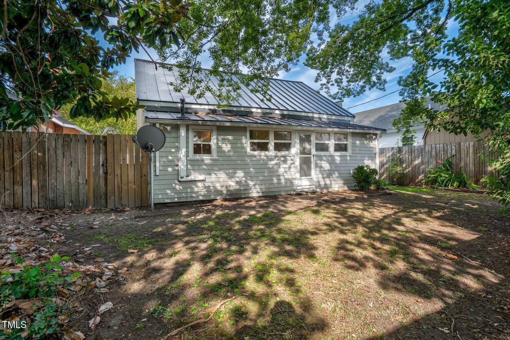 605 Saint David Street Property Photo 25