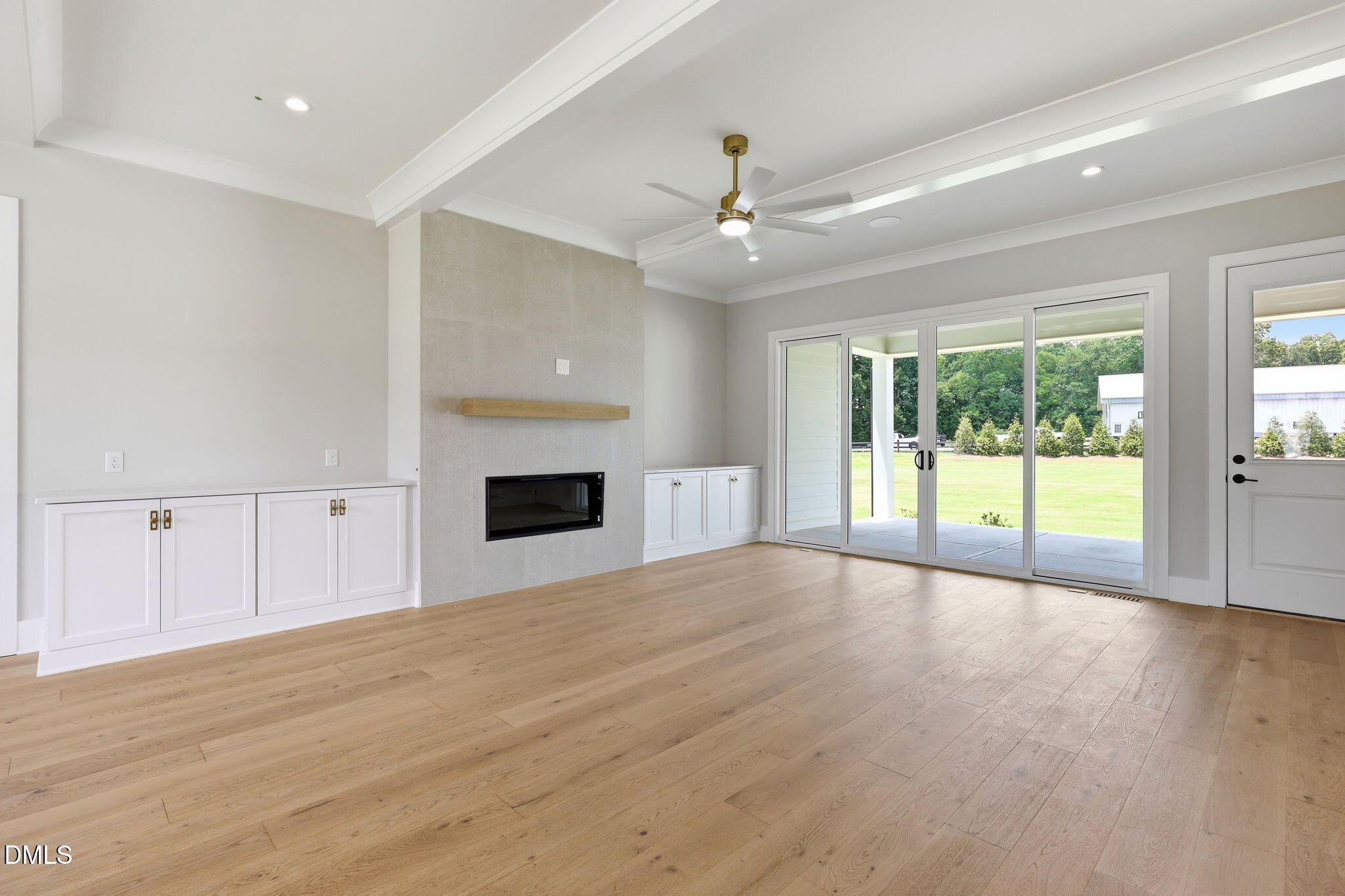 5864 Carriage Gate Drive Property Photo 10