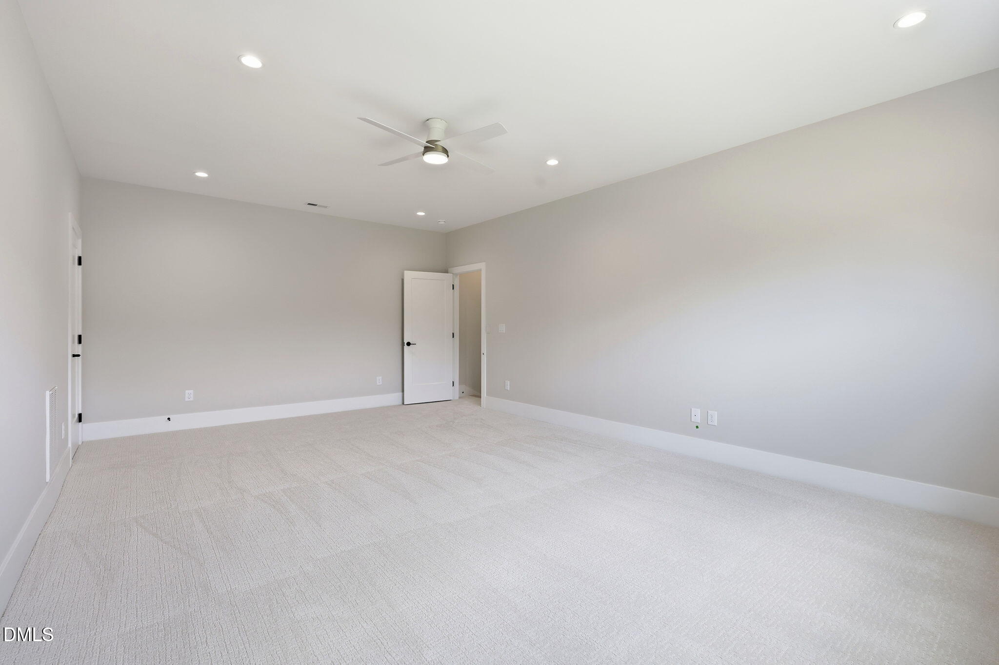 5864 Carriage Gate Drive Property Photo 33