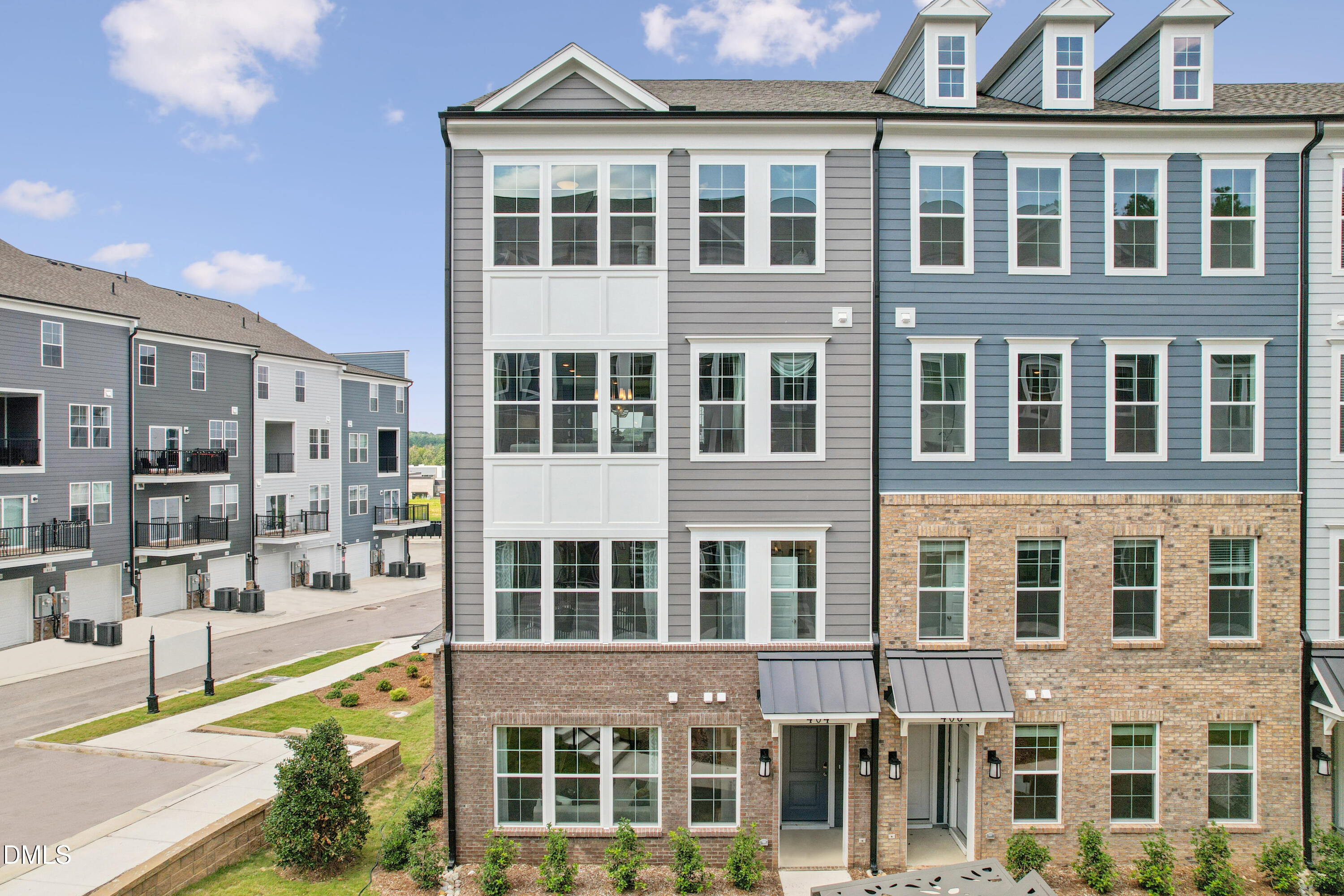 426 Gaston Park Lane #200 Property Photo 1