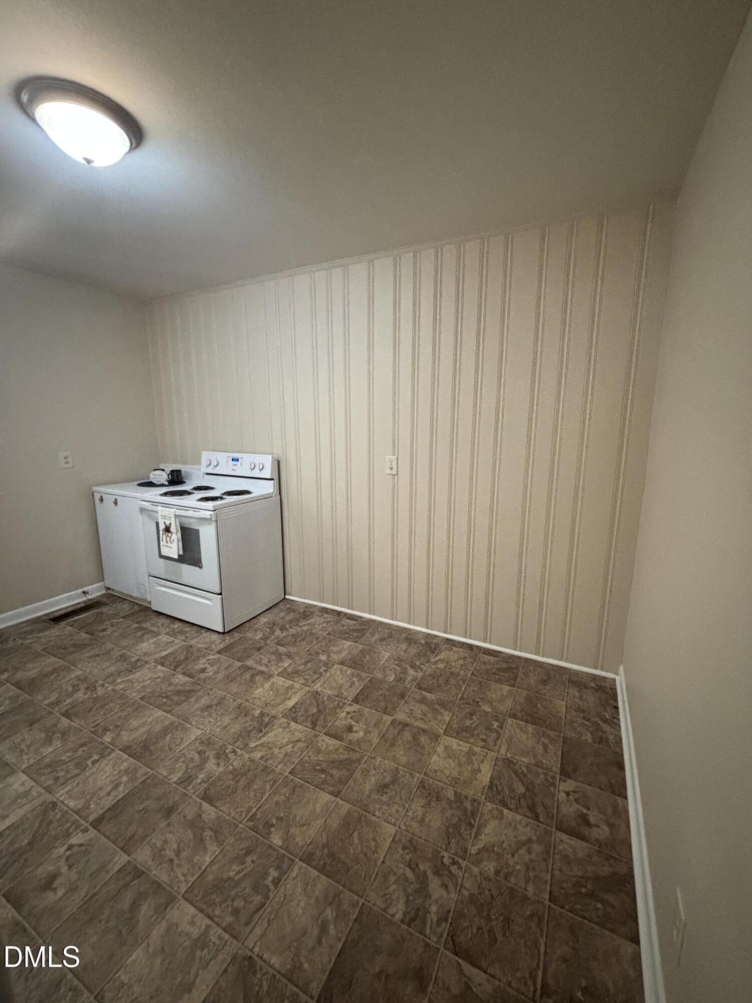 603 Kildaire Farm Road 603-605 Property Photo 10