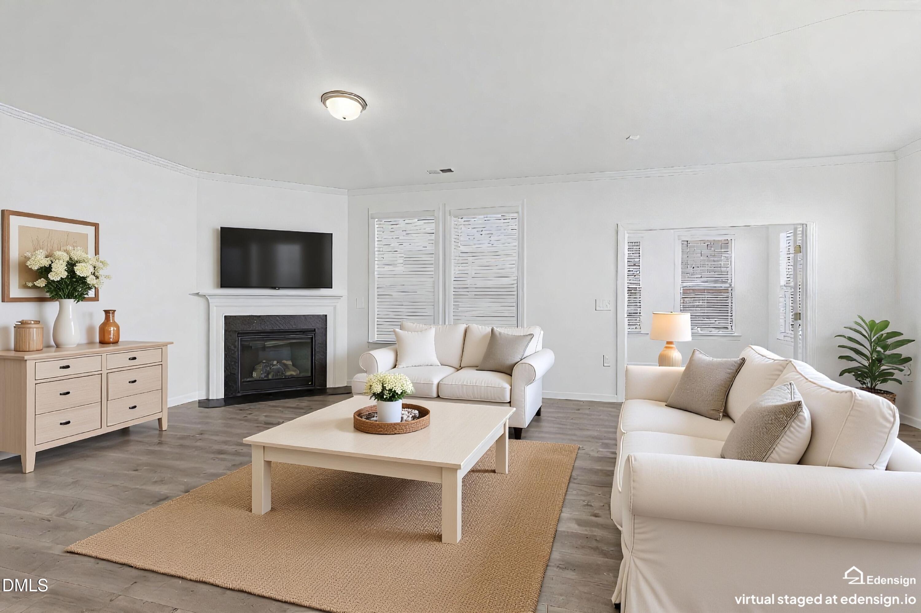 1003 Plath Drive Property Photo 4