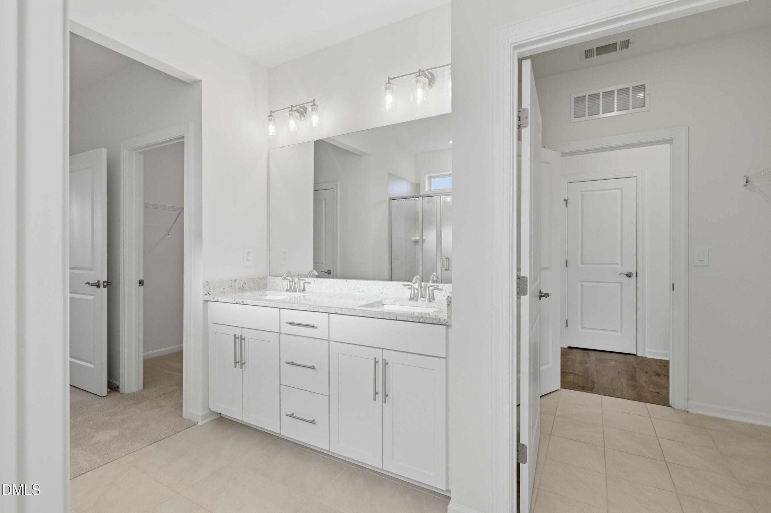 1003 Plath Drive Property Photo 16
