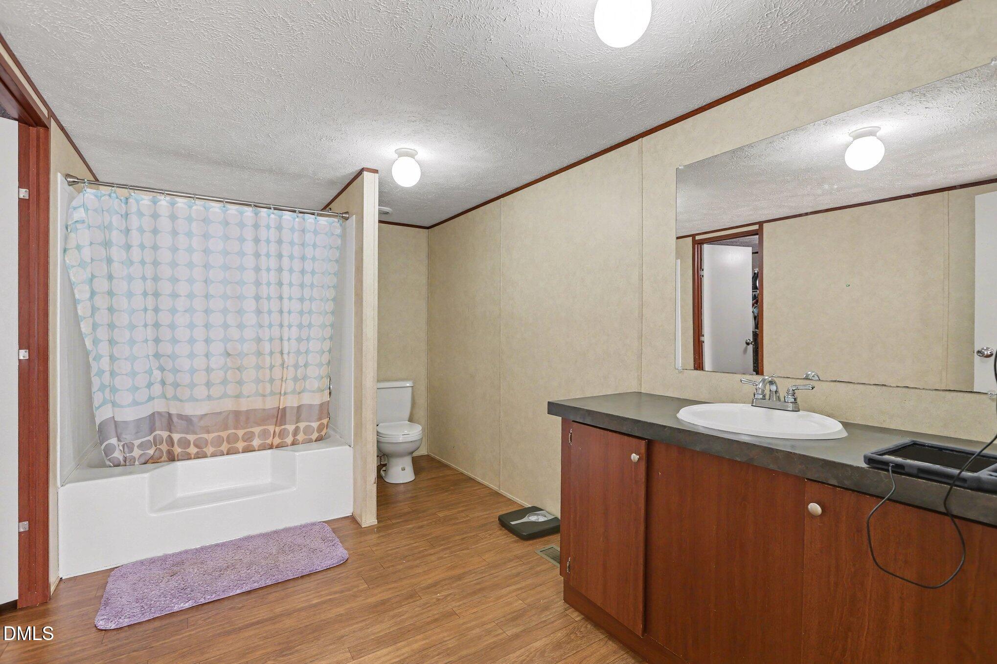 4963 Thom Road Property Photo 22