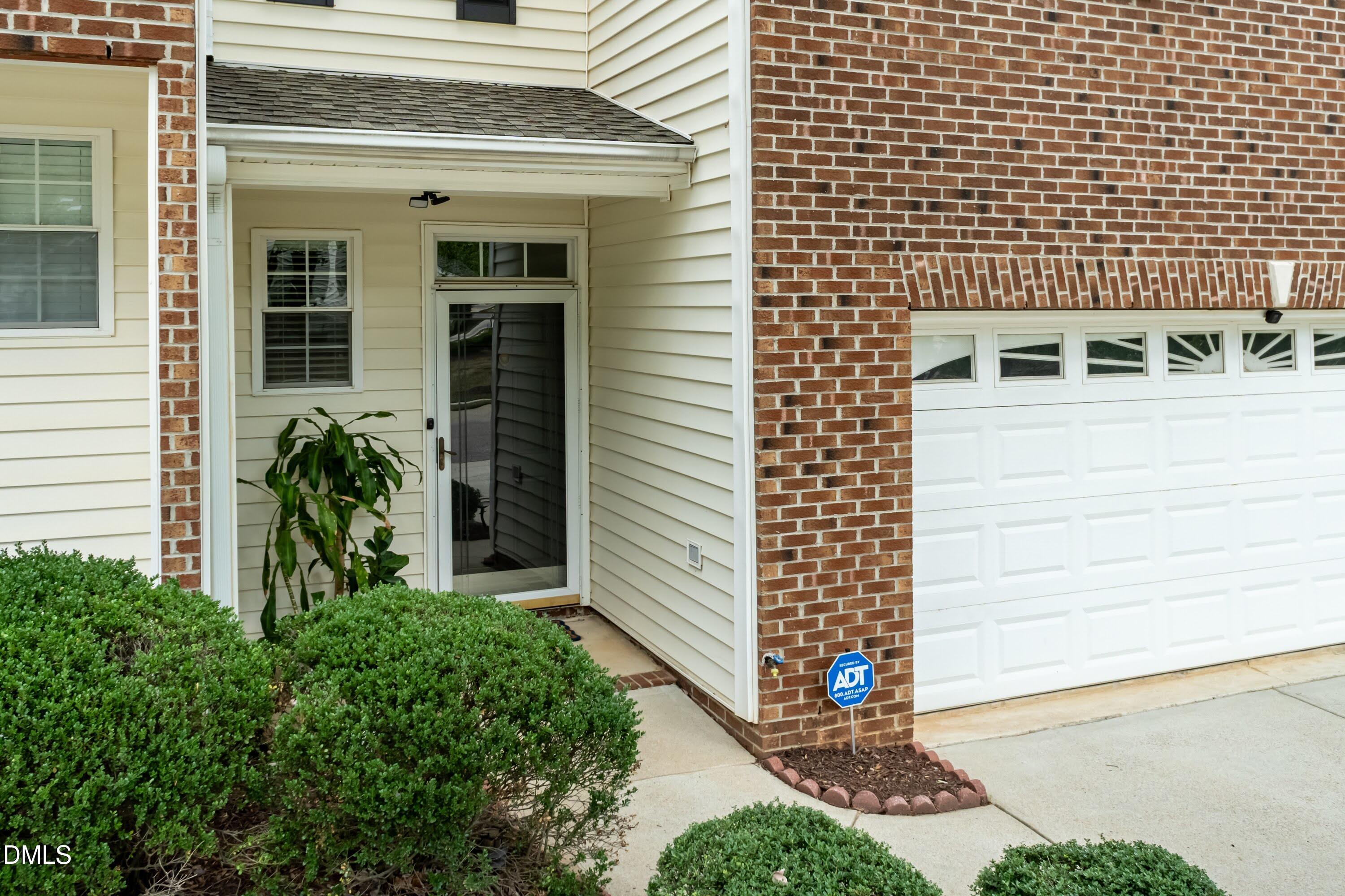3047 Coxindale Drive Property Photo 3