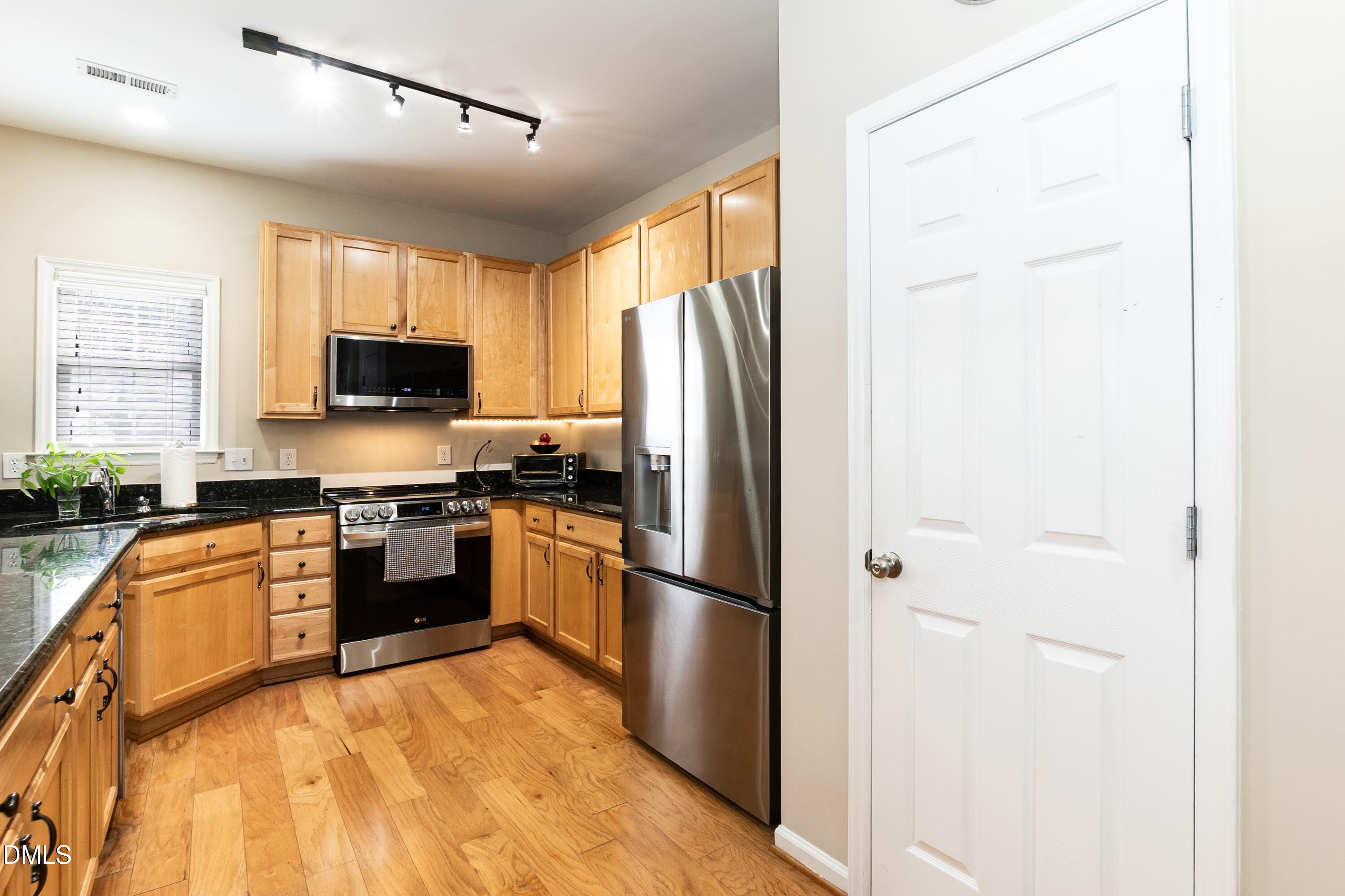 3047 Coxindale Drive Property Photo 10