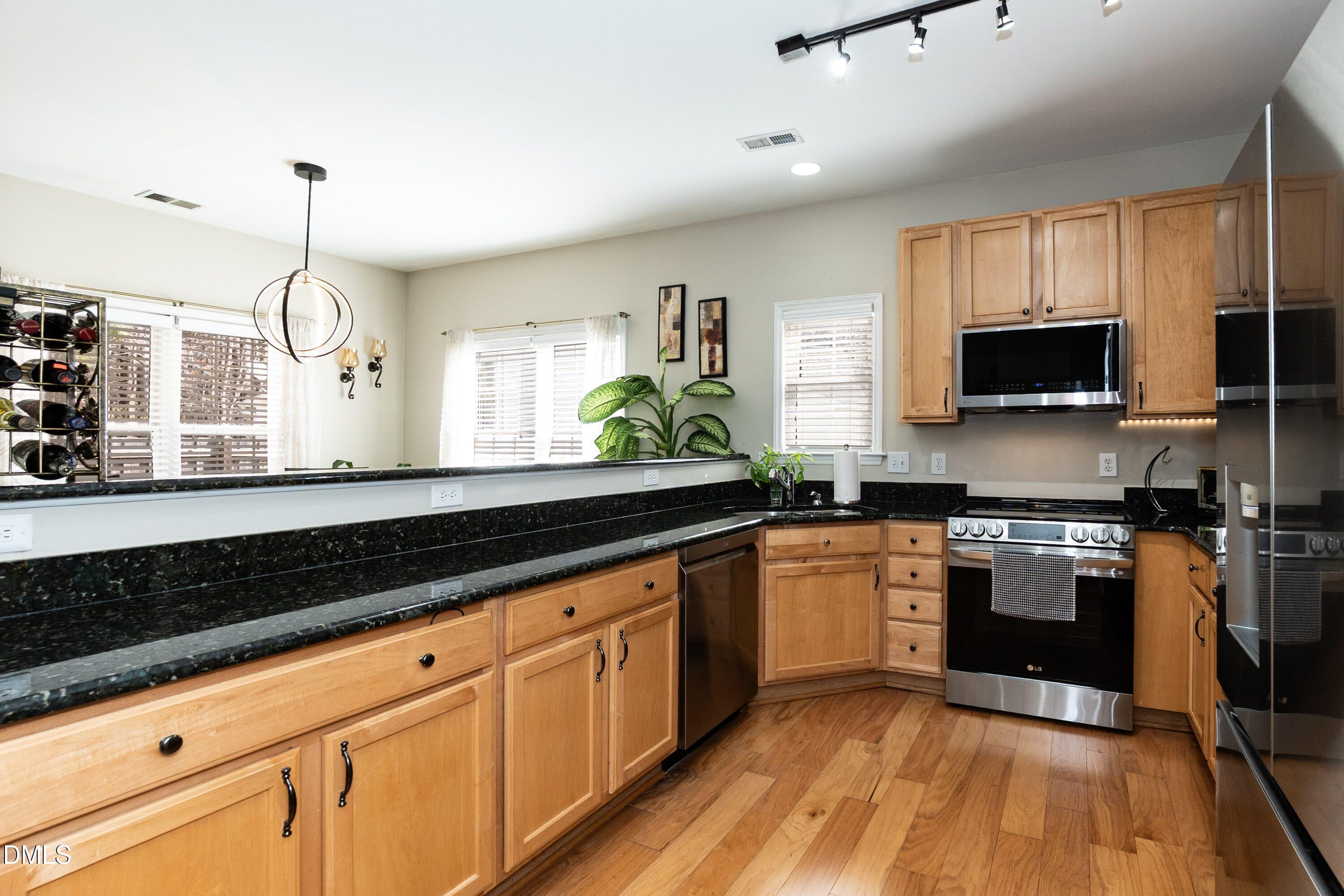 3047 Coxindale Drive Property Photo 11