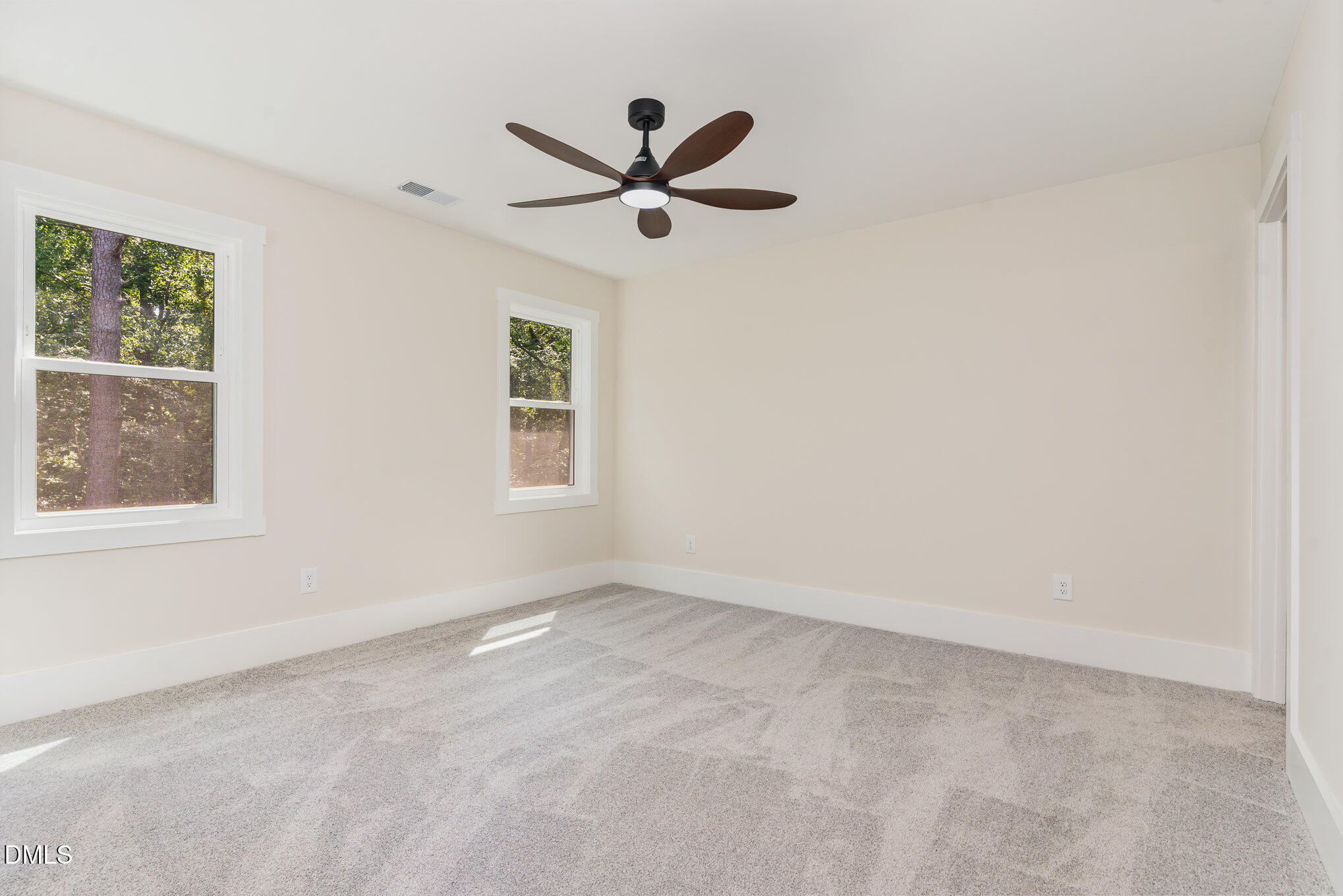 301 W College Street Property Photo 20
