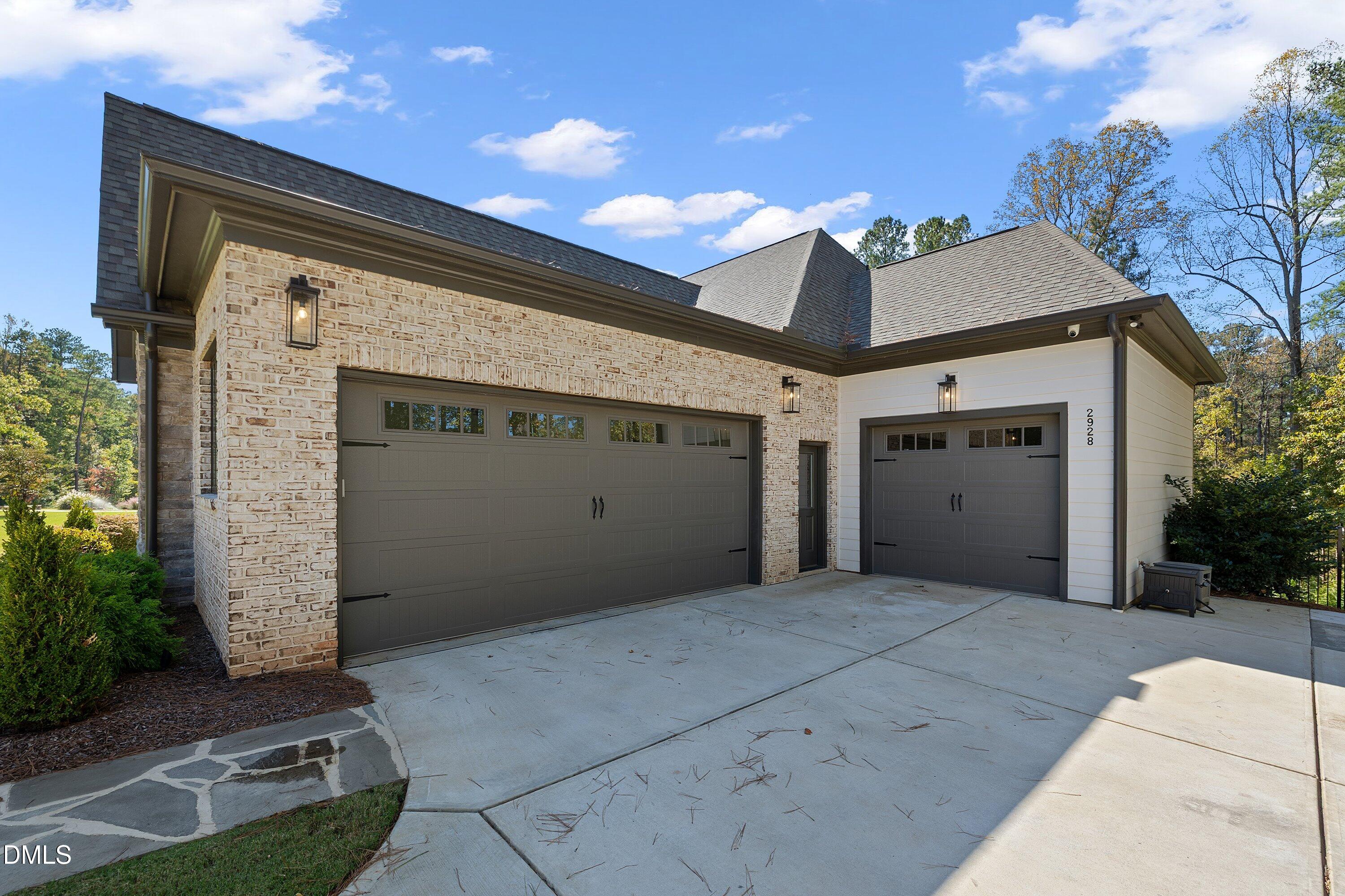 2928 Wexford Pond Way Property Photo 12