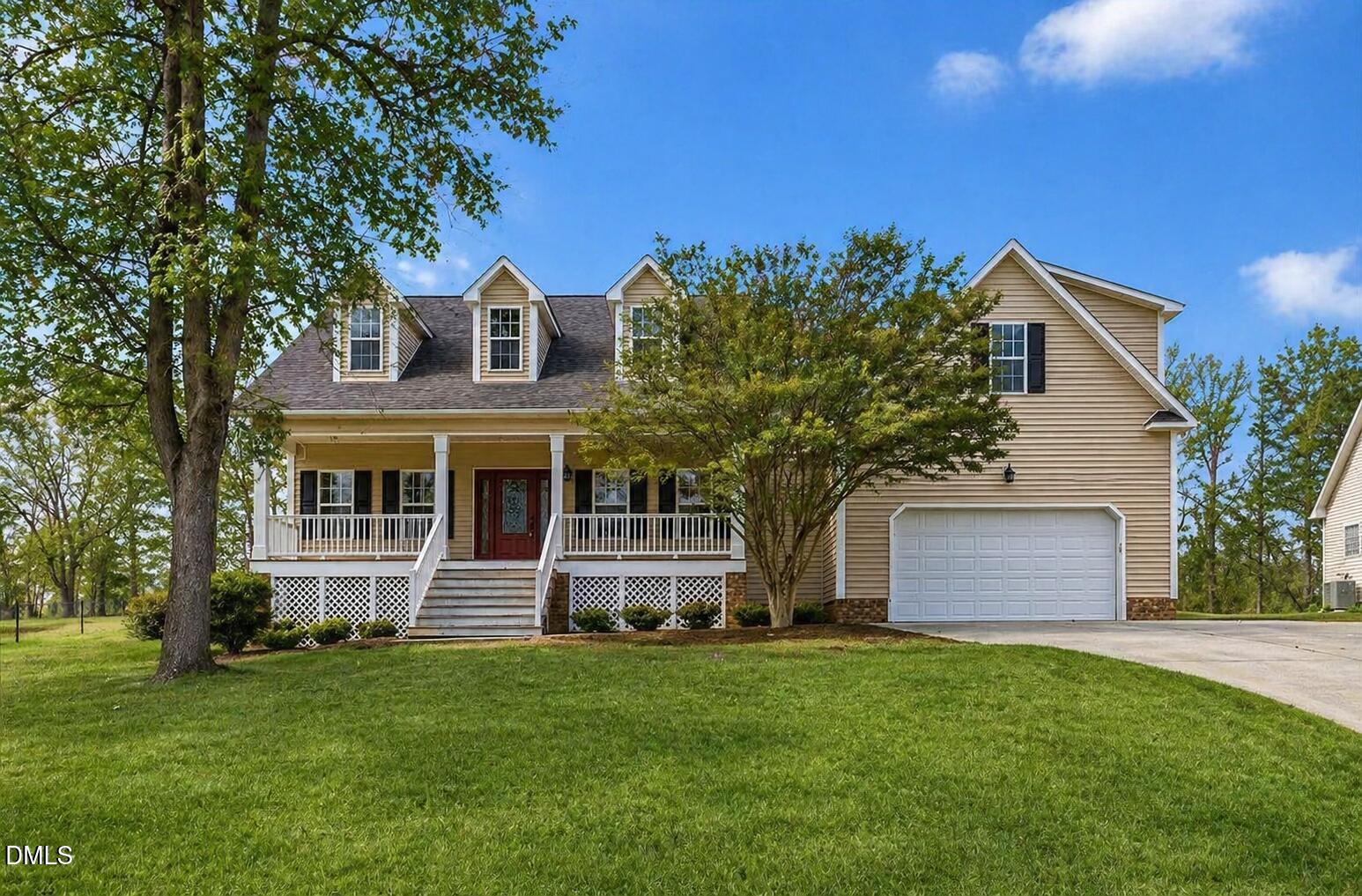 723 Contender Drive Property Photo 1