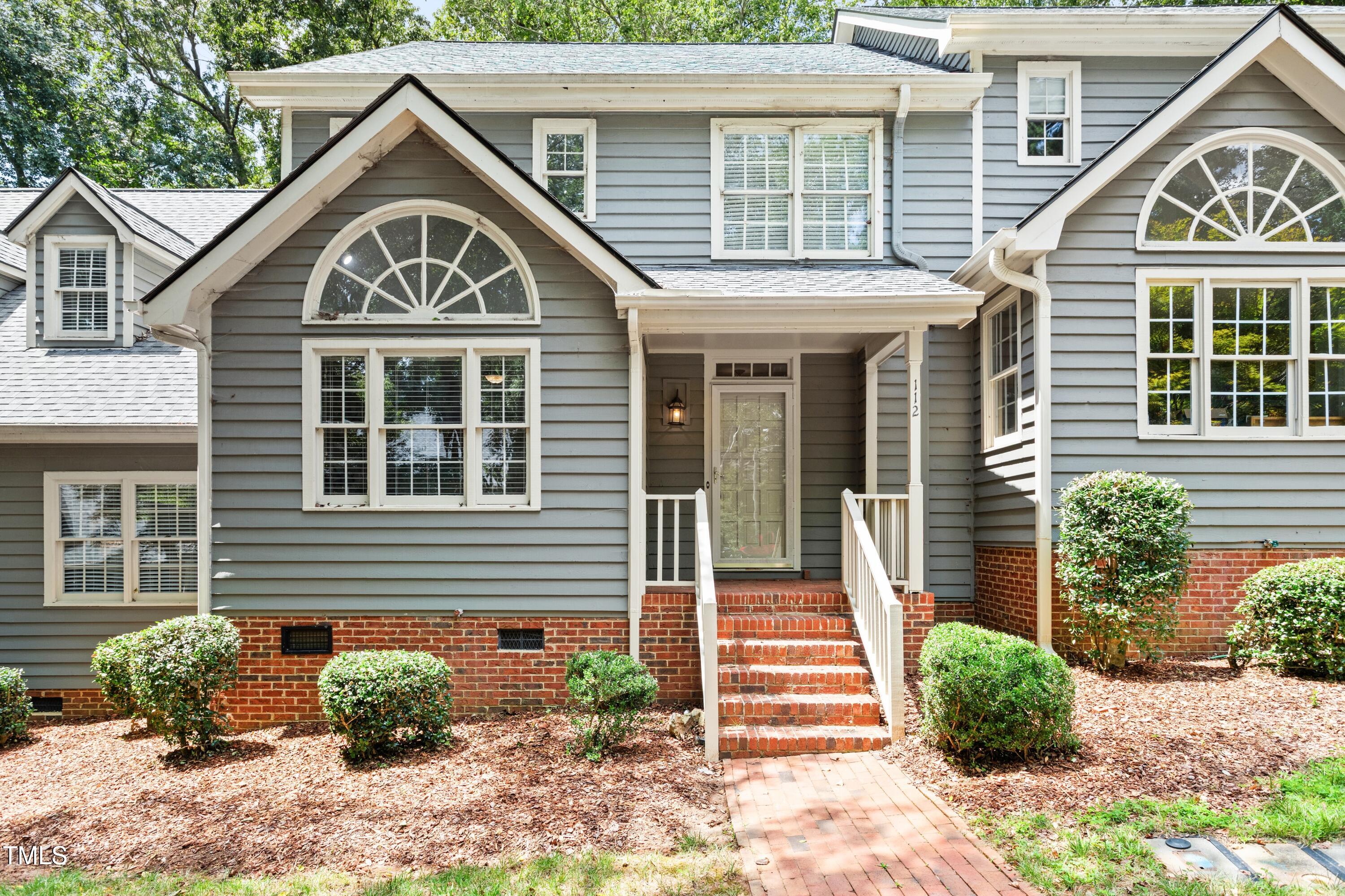 112 Lomond Lane