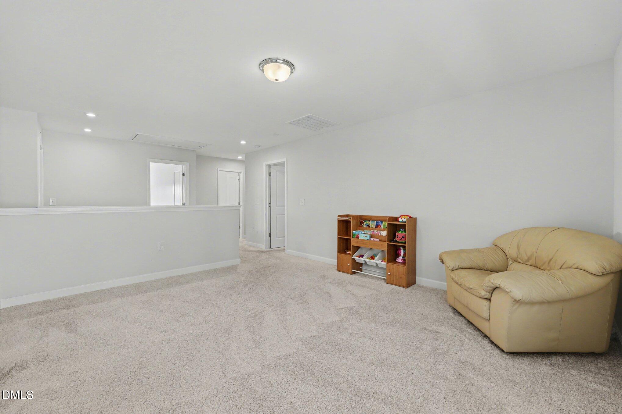 403 W Odell Lane Property Photo 30