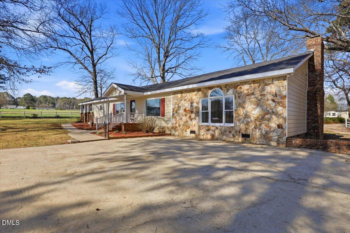 6449 Red Hill Church Road Property Photo 3