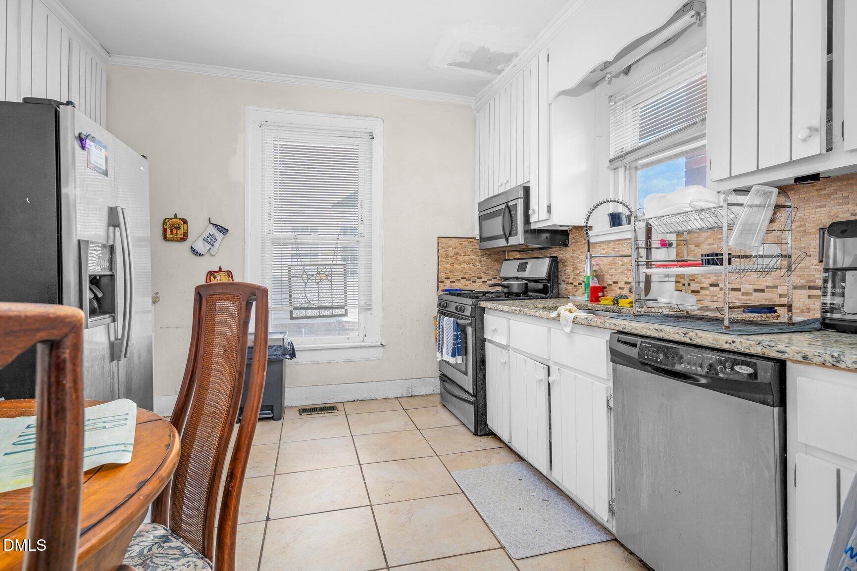1113 Nash E Property Photo 11