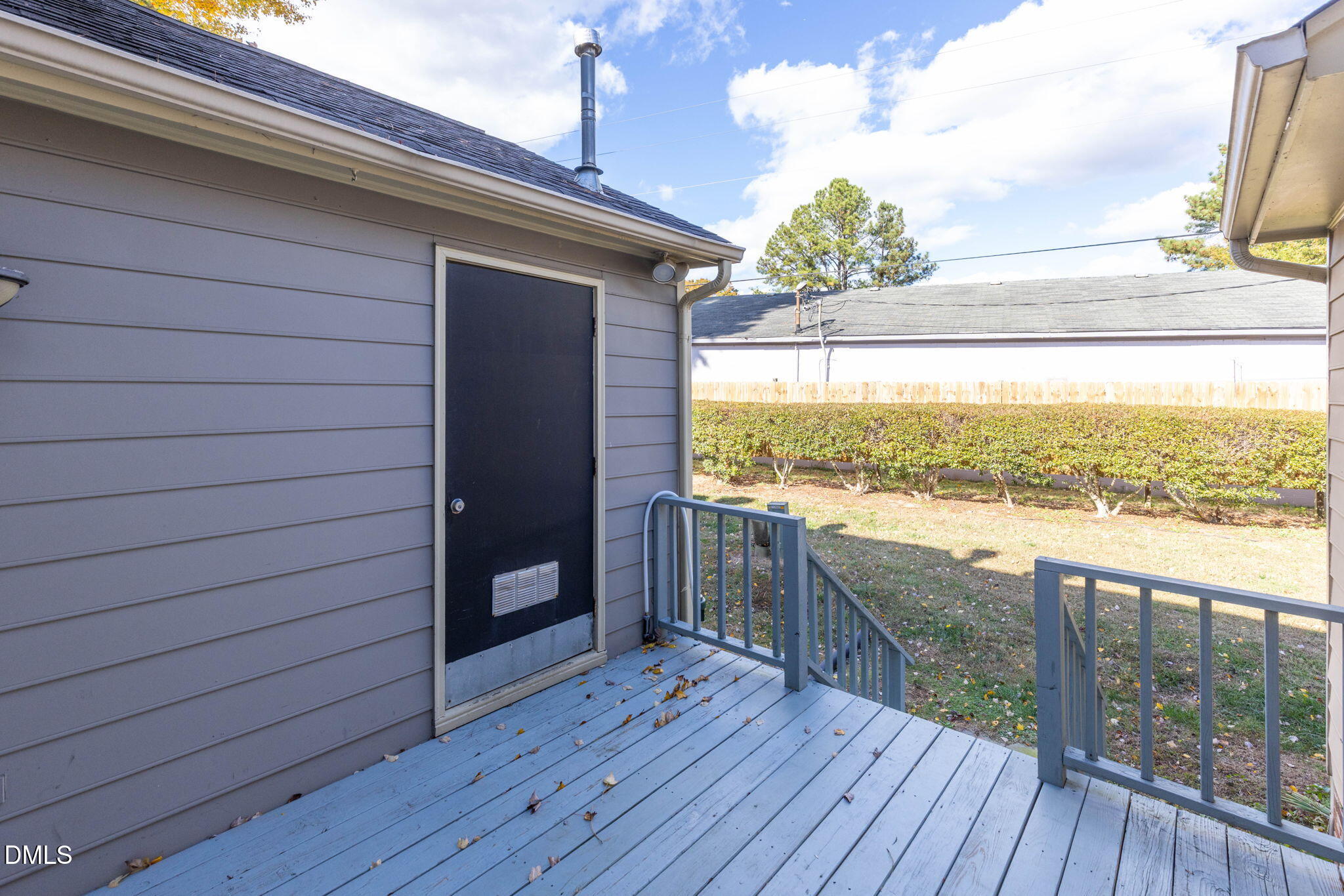 1250 Shadowbark Court Property Photo 23